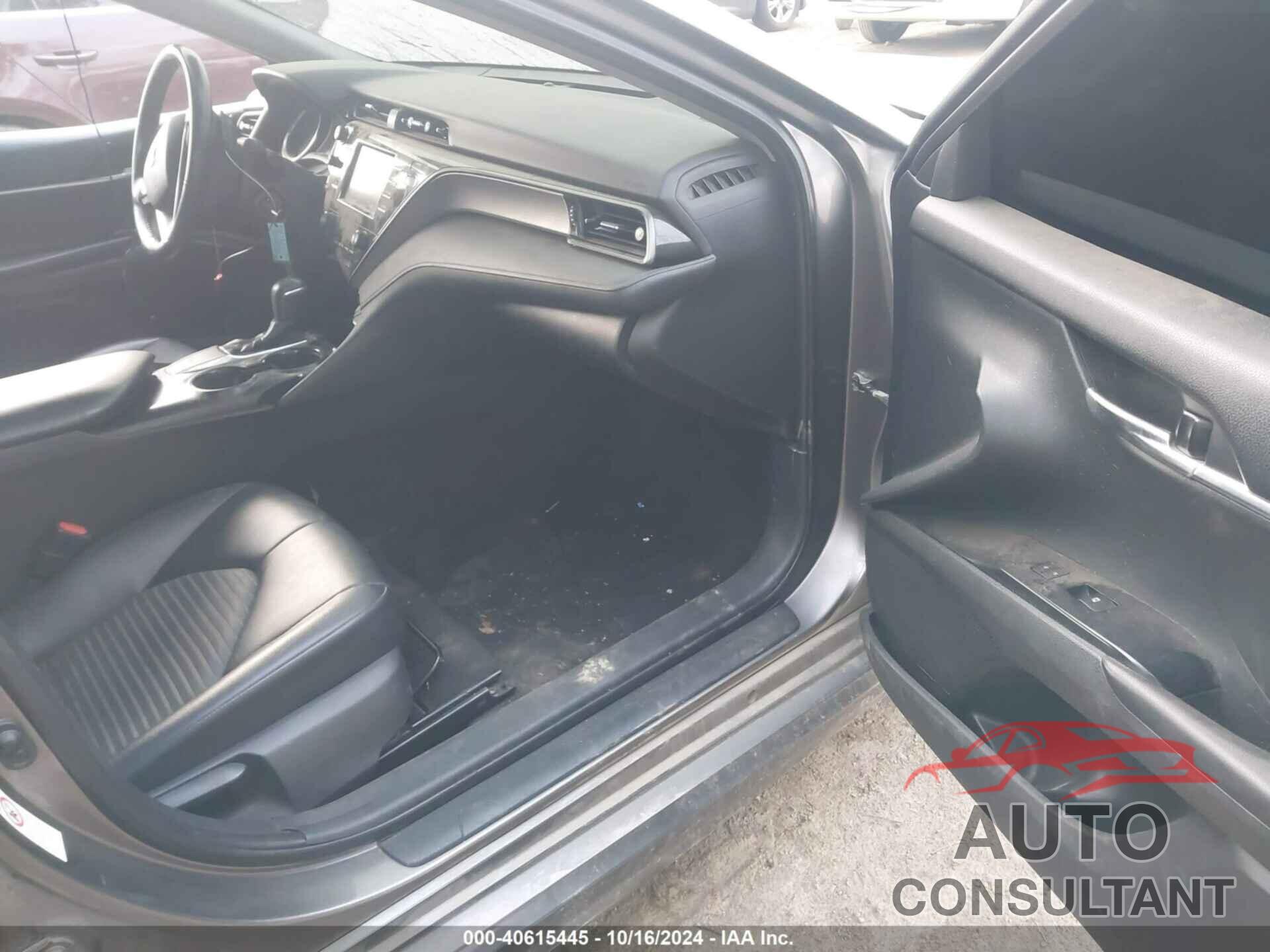 TOYOTA CAMRY 2019 - 4T1B11HK3KU206860