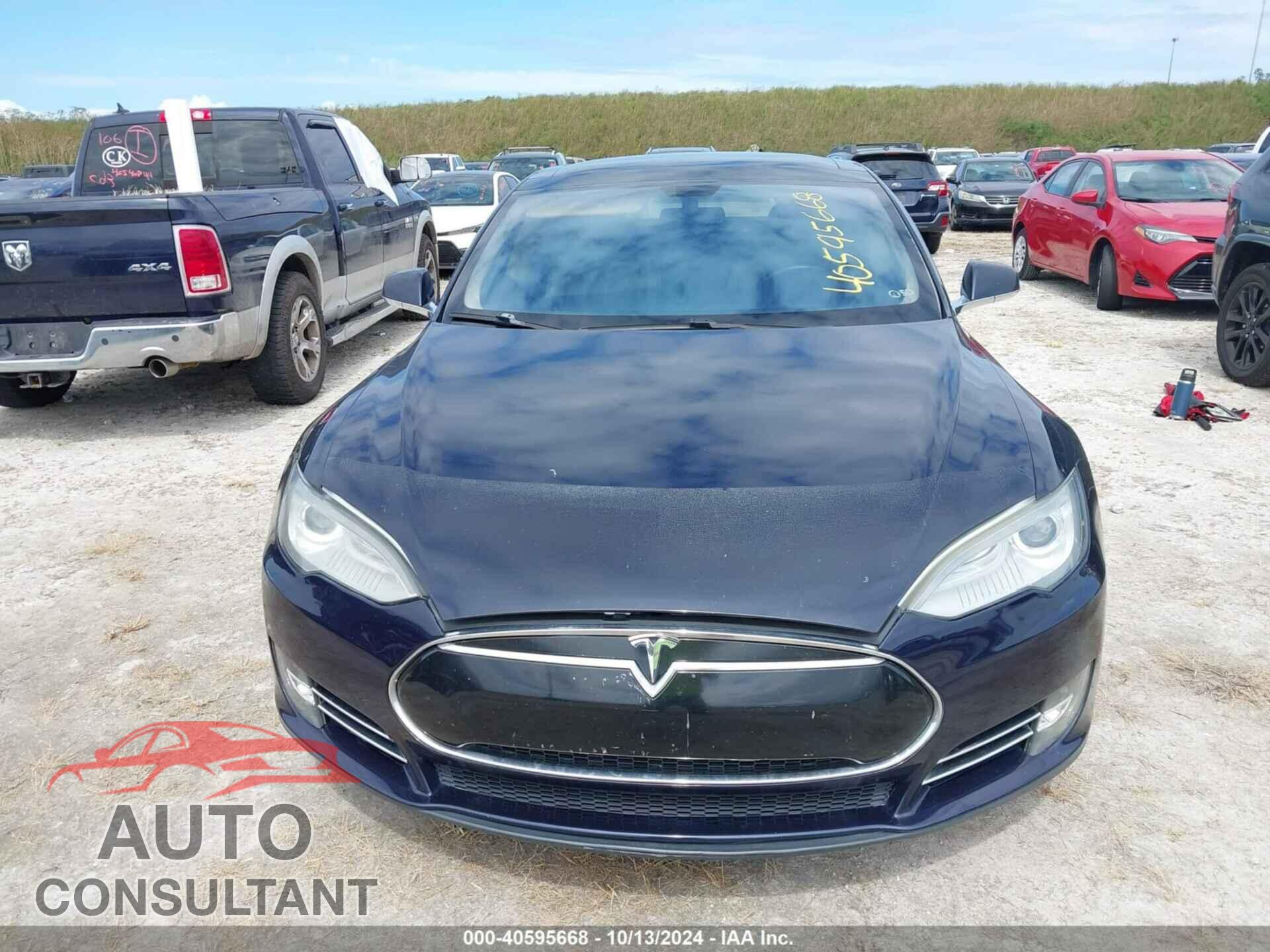 TESLA MODEL S 2013 - 5YJSA1DP9DFP10833