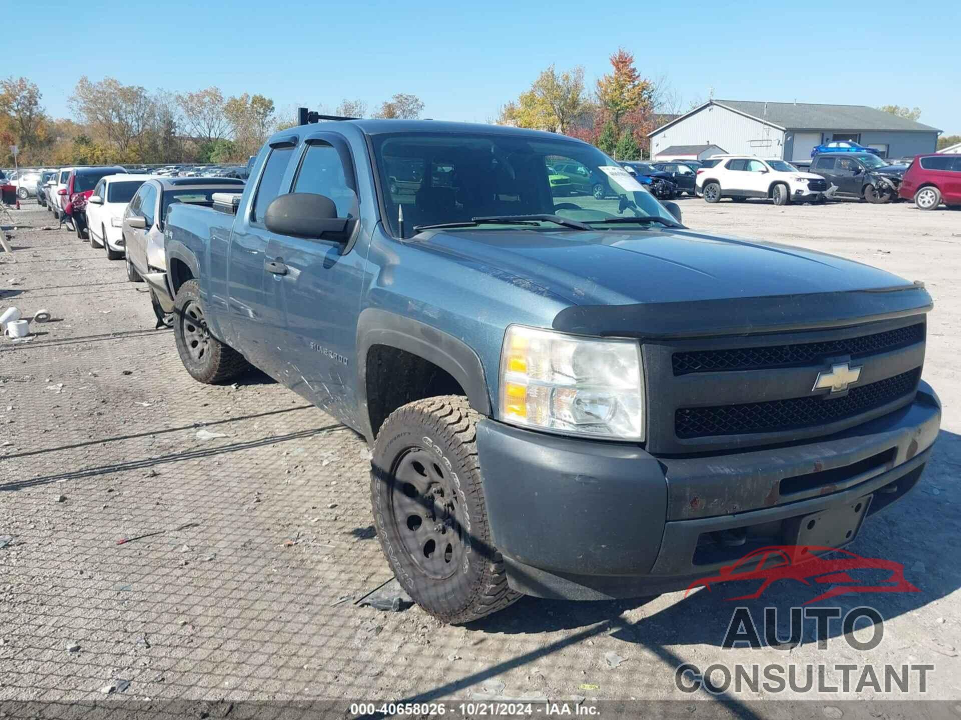 CHEVROLET SILVERADO 1500 2011 - 1GCRKPEA9BZ419717