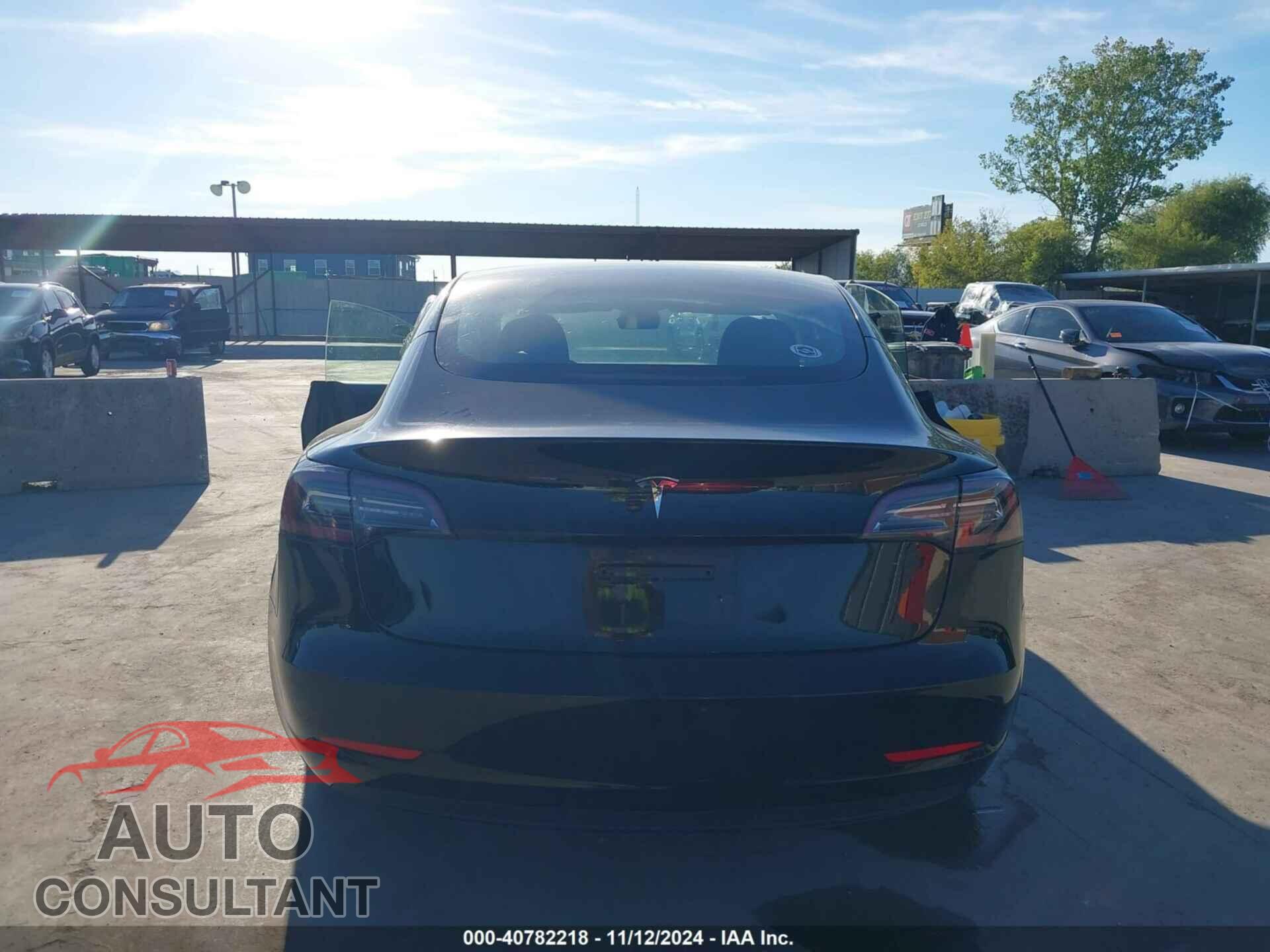 TESLA MODEL 3 2023 - 5YJ3E1EA4PF552103