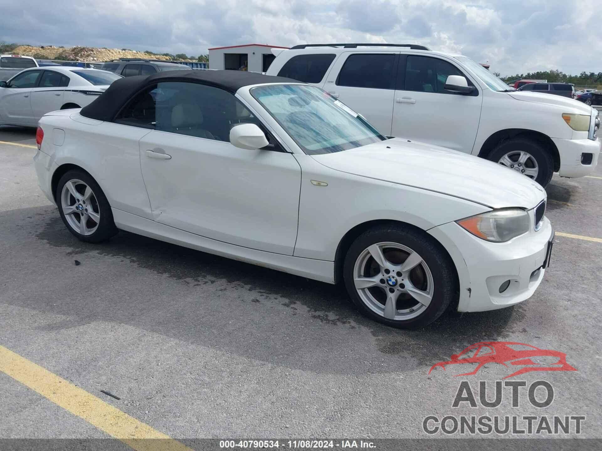 BMW 128I 2013 - WBAUL7C50DVU09002
