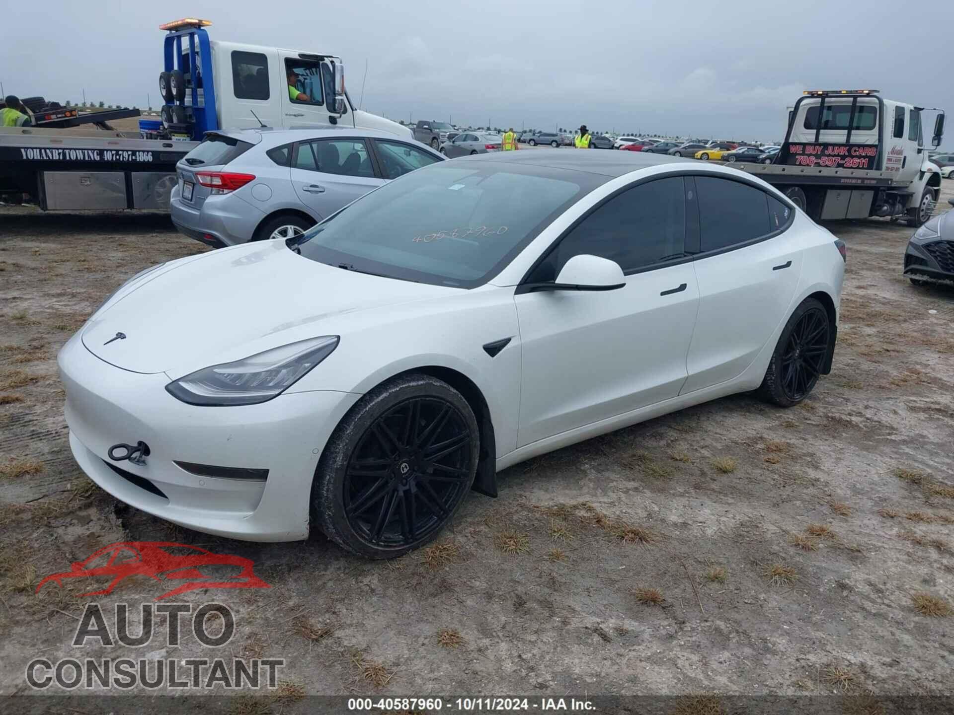 TESLA MODEL 3 2021 - 5YJ3E1EA6MF852477