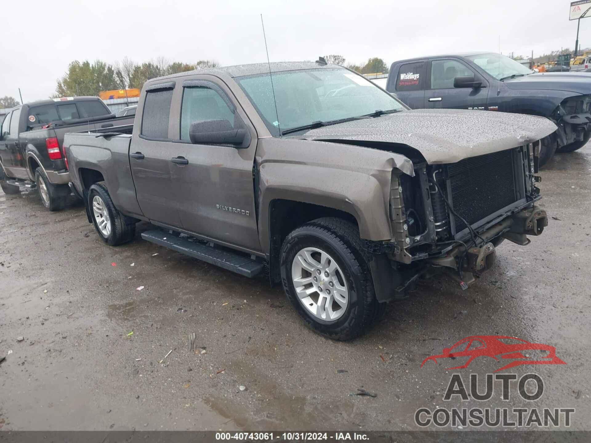 CHEVROLET SILVERADO 1500 2014 - 1GCRCREC5EZ375181