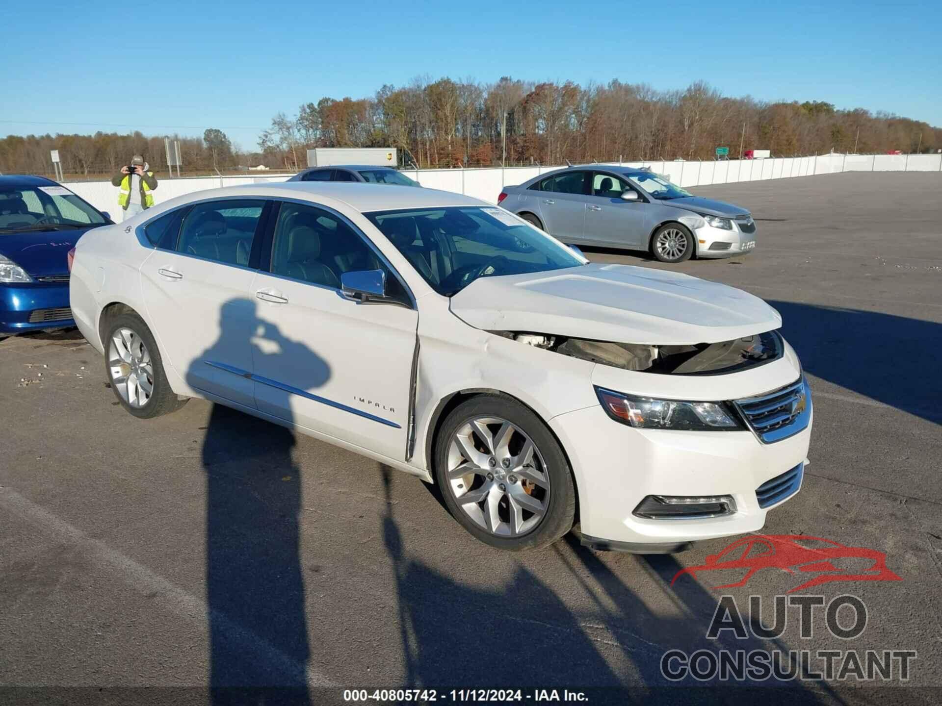 CHEVROLET IMPALA 2015 - 1G1155SLXFU140089