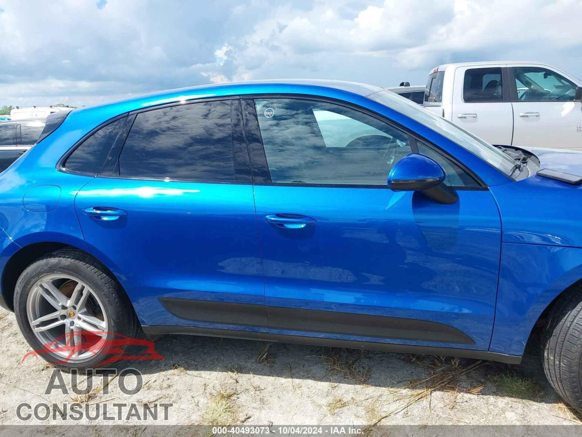 PORSCHE MACAN 2017 - WP1AA2A5XHLB02275