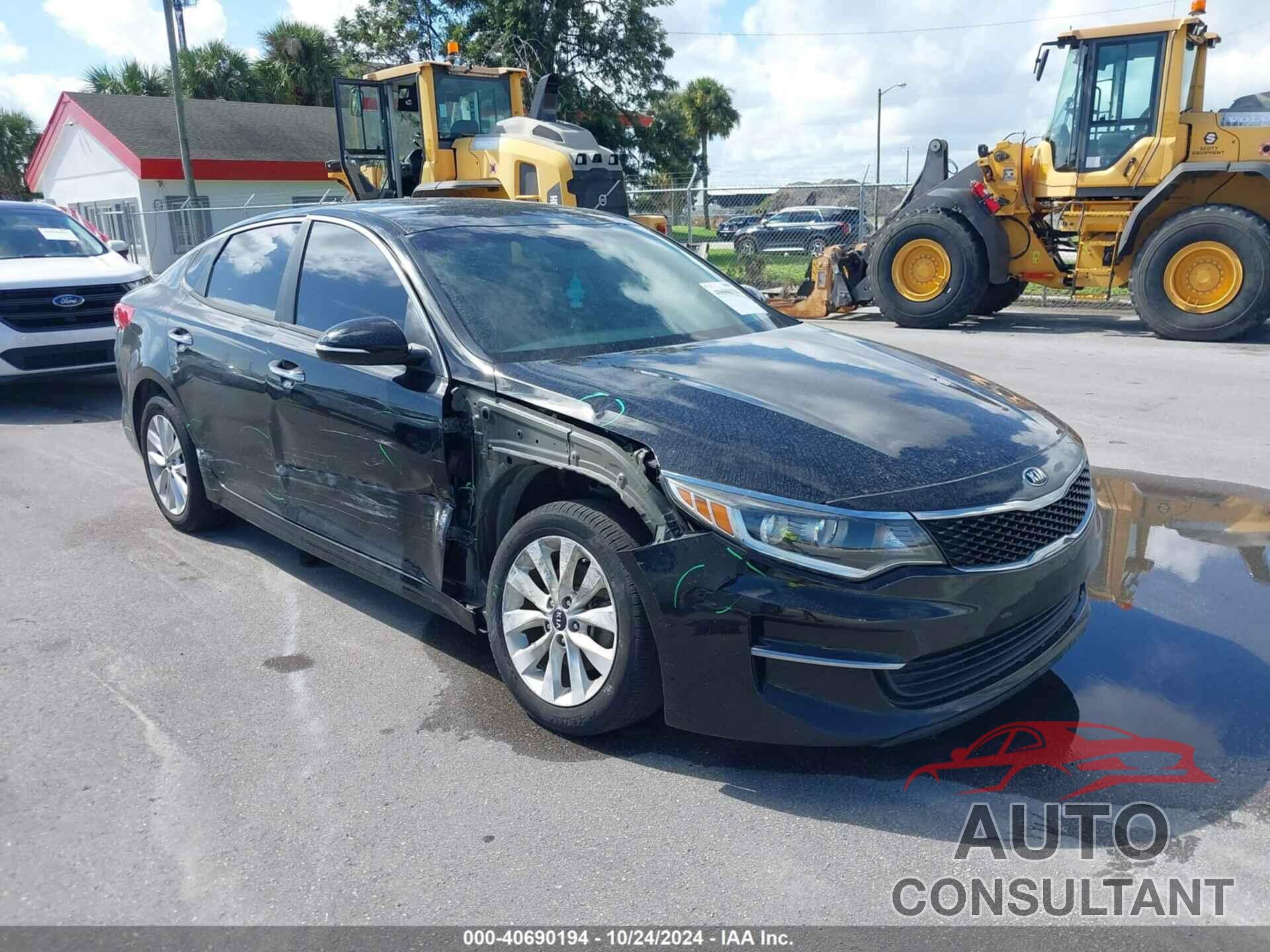 KIA OPTIMA 2017 - 5XXGT4L3XHG133460