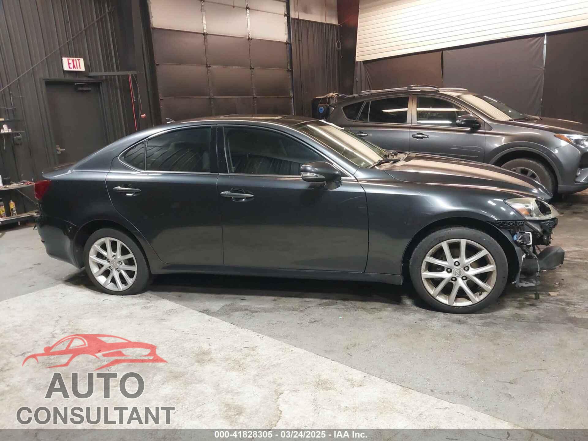LEXUS IS 250 2011 - JTHCF5C27B5052672