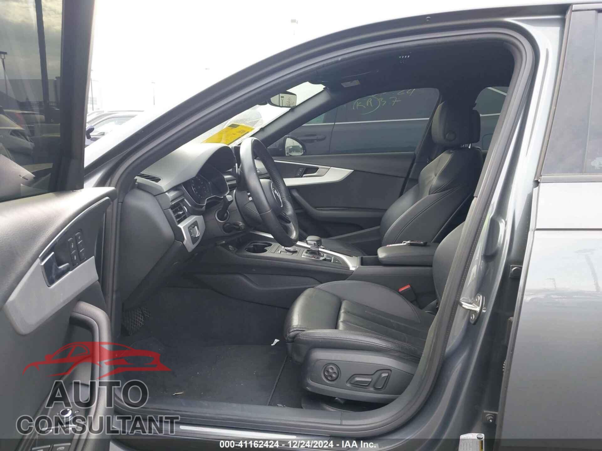 AUDI A4 2019 - WAUGMAF43KA015461