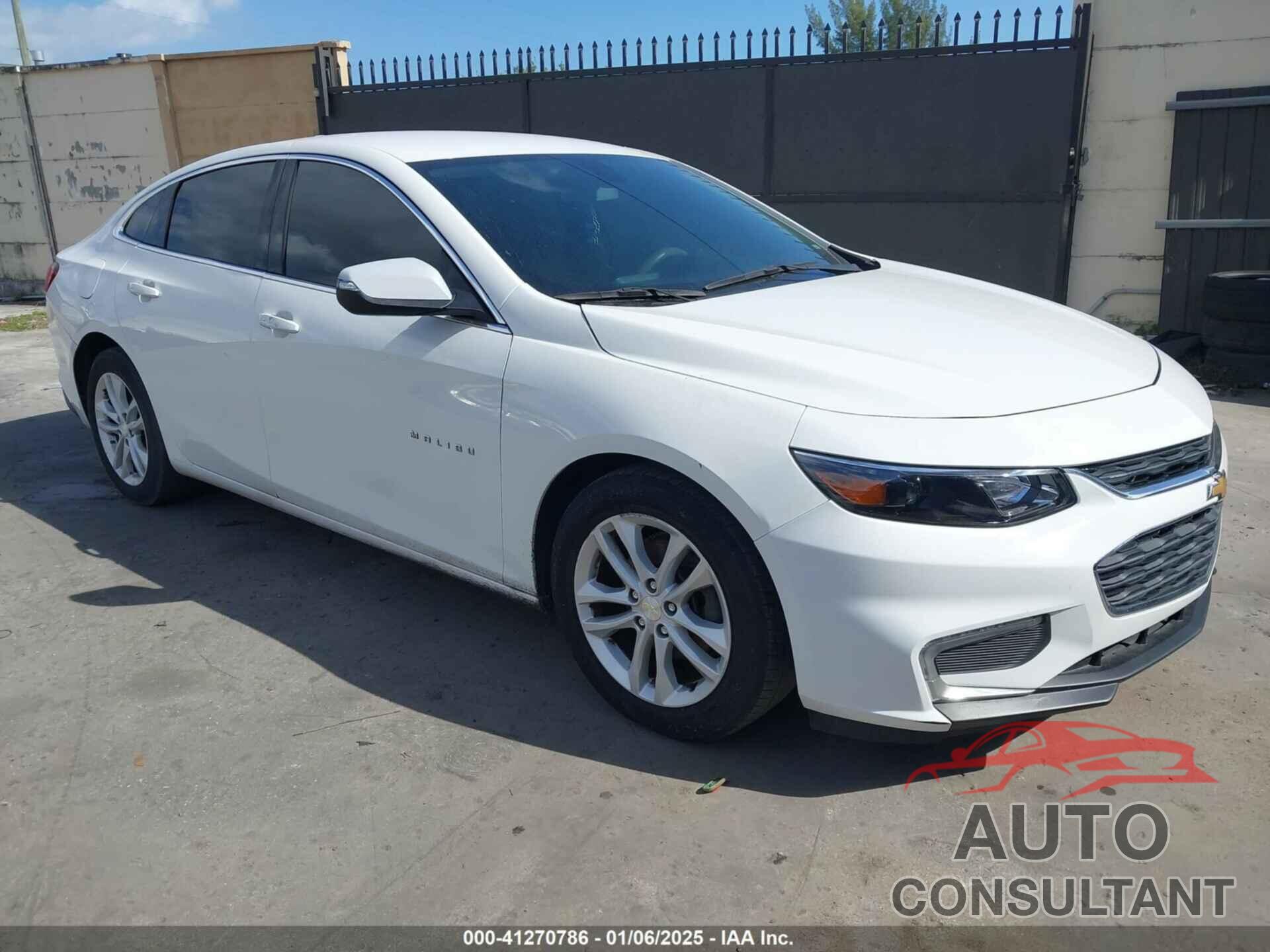 CHEVROLET MALIBU 2018 - 1G1ZD5ST9JF244558