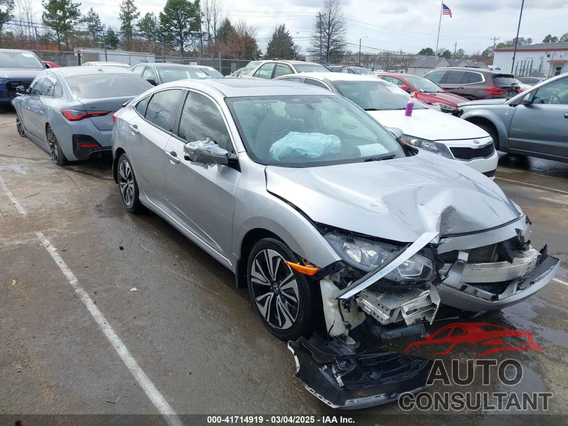 HONDA CIVIC 2018 - JHMFC1F71JX038694
