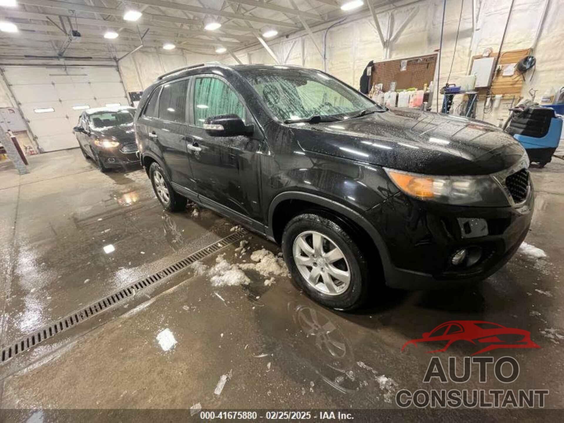 KIA SORENTO 2011 - 5XYKT3A13BG146351
