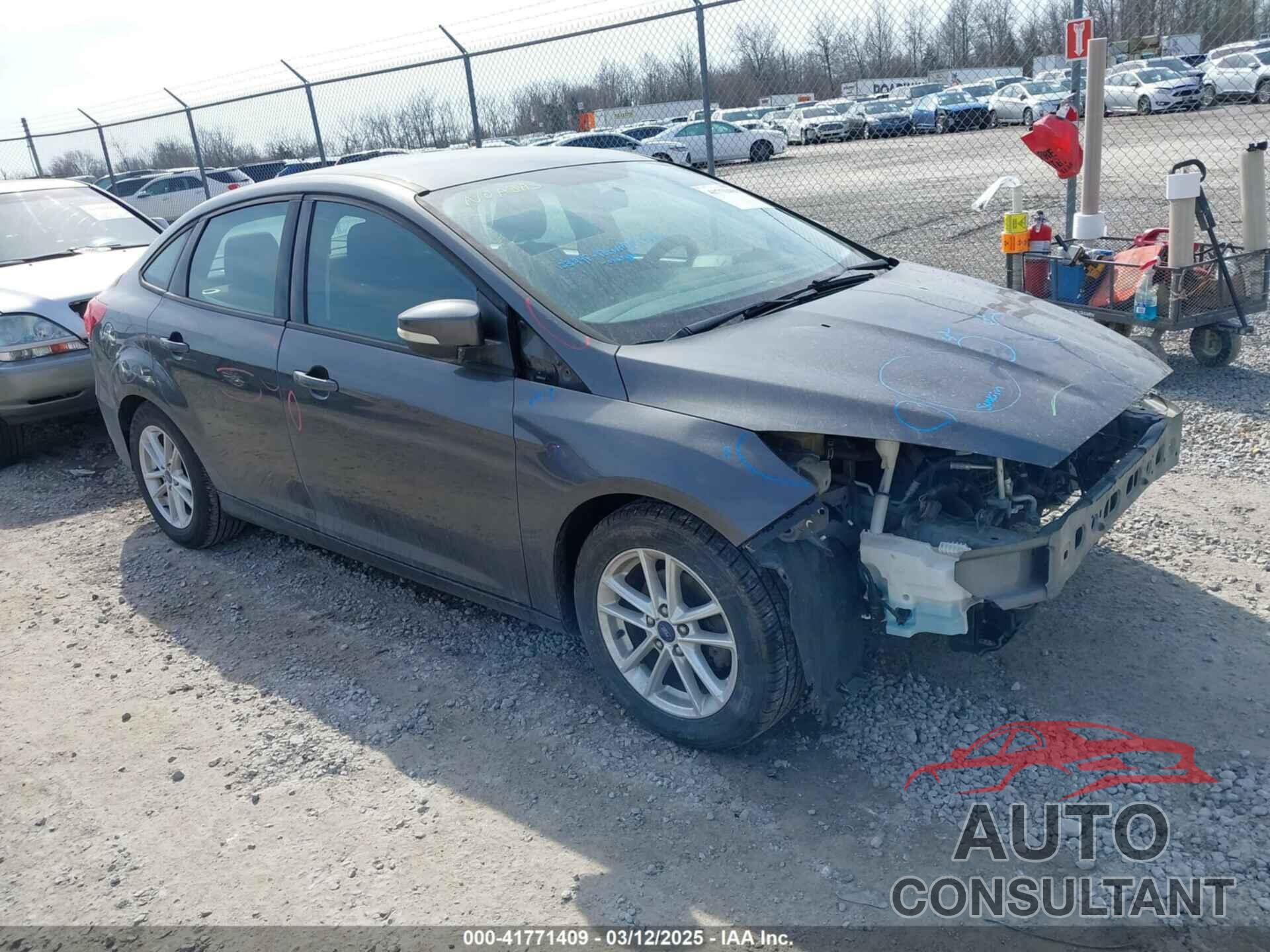 FORD FOCUS 2017 - 1FADP3F24HL243608