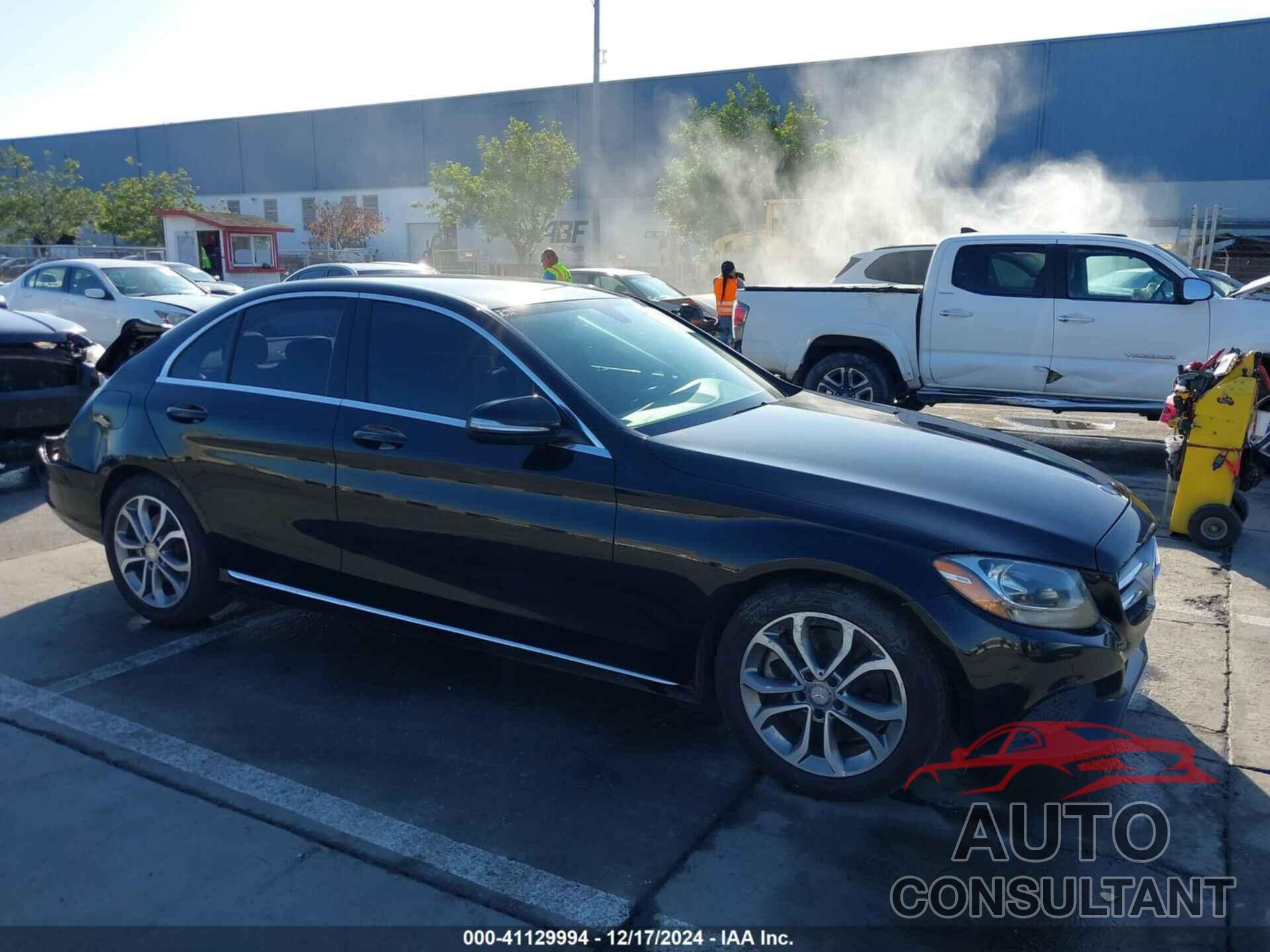 MERCEDES-BENZ C 300 2015 - 55SWF4JB4FU095414