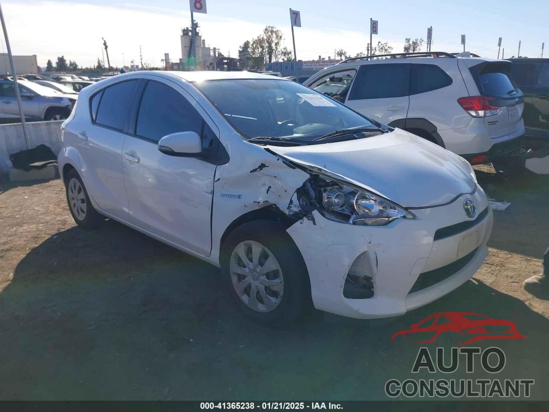TOYOTA PRIUS C 2013 - JTDKDTB39D1546916