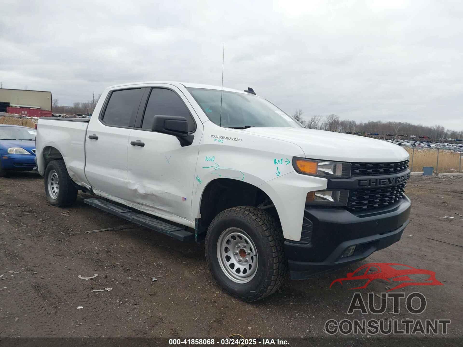 CHEVROLET SILVERADO 1500 2020 - 1GCPWAEH8LZ282549
