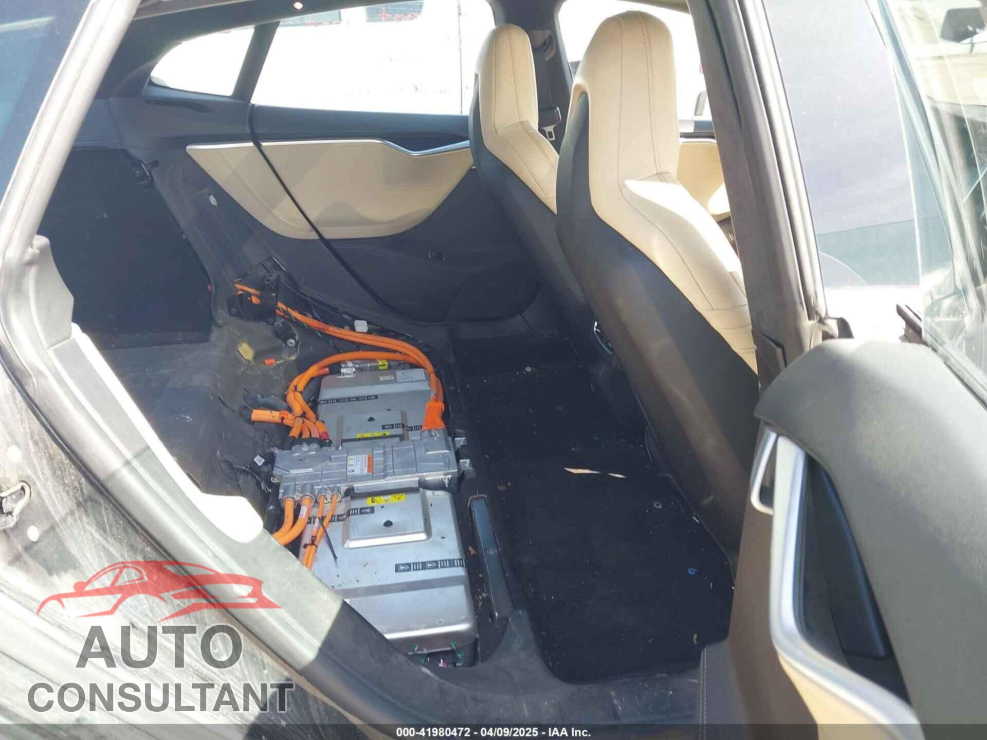 TESLA MODEL S 2014 - 5YJSA1H20EFP63761