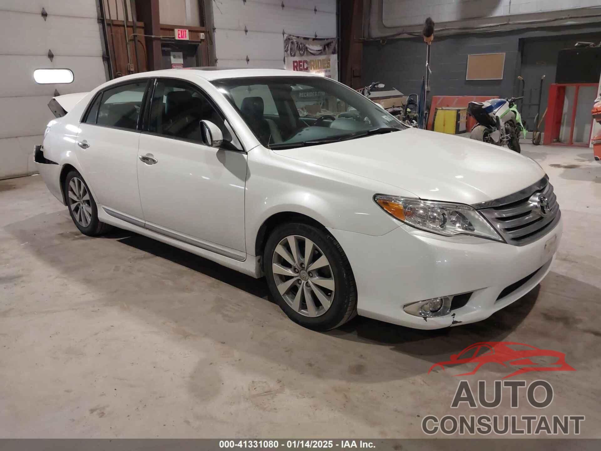 TOYOTA AVALON 2011 - 4T1BK3DB5BU414561