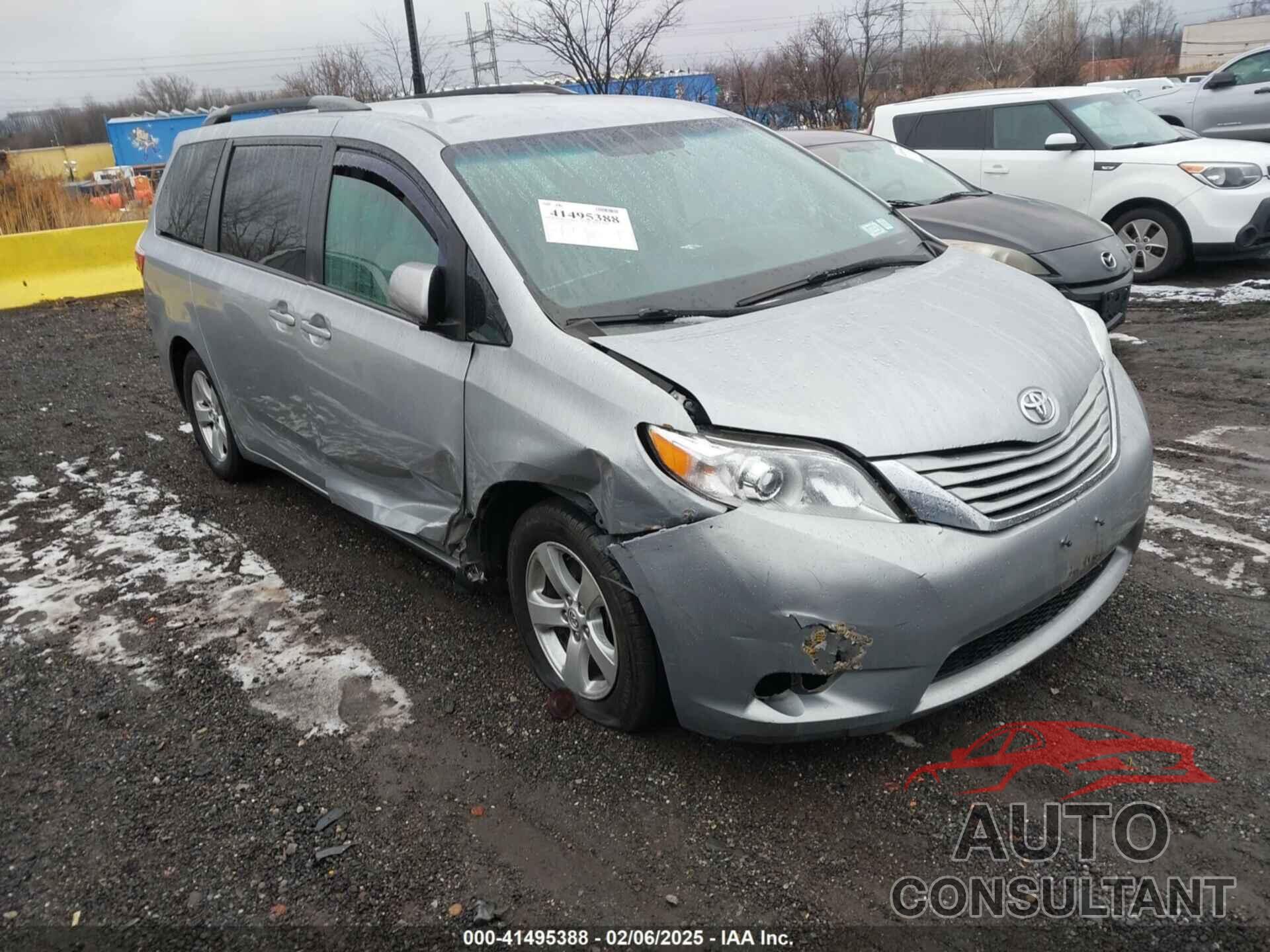 TOYOTA SIENNA 2015 - 5TDKK3DC2FS650608