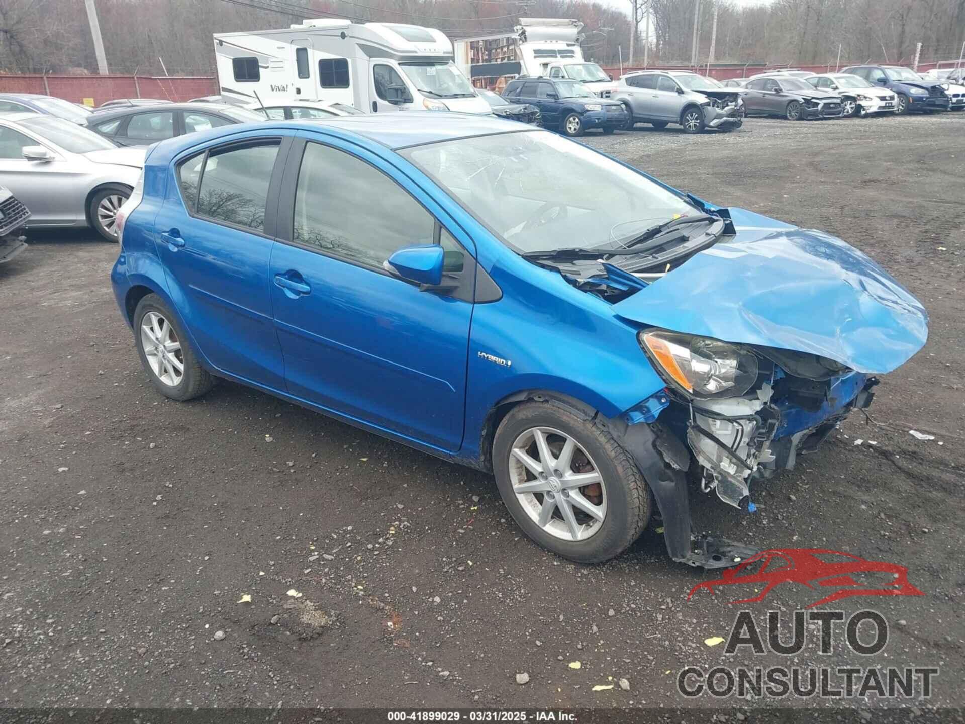 TOYOTA PRIUS C 2014 - JTDKDTB3XE1561717