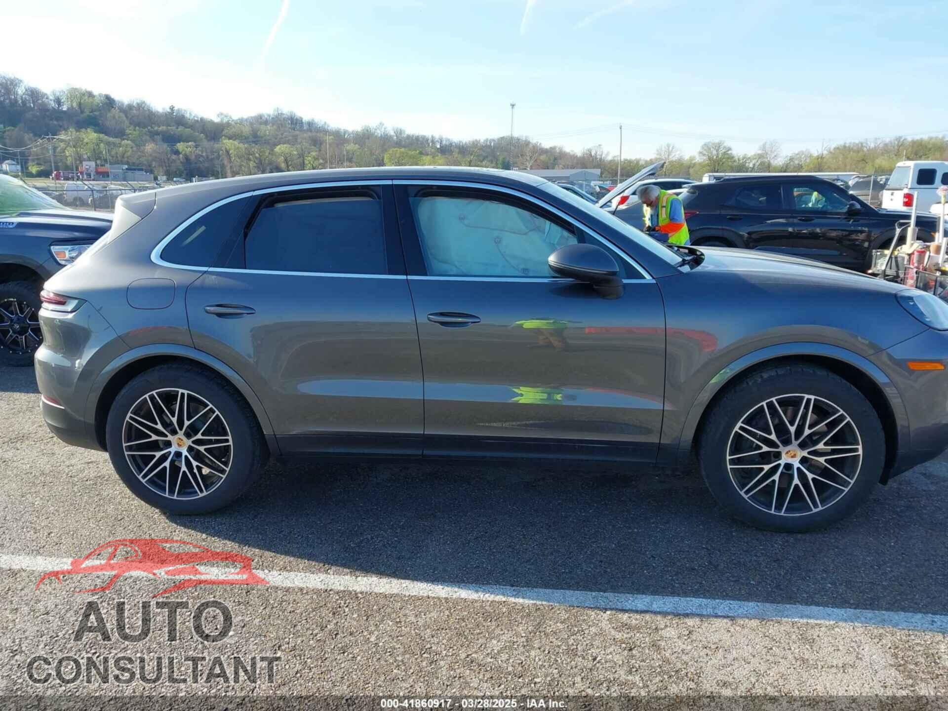 PORSCHE CAYENNE 2024 - WP1AA2AY9RDA04084