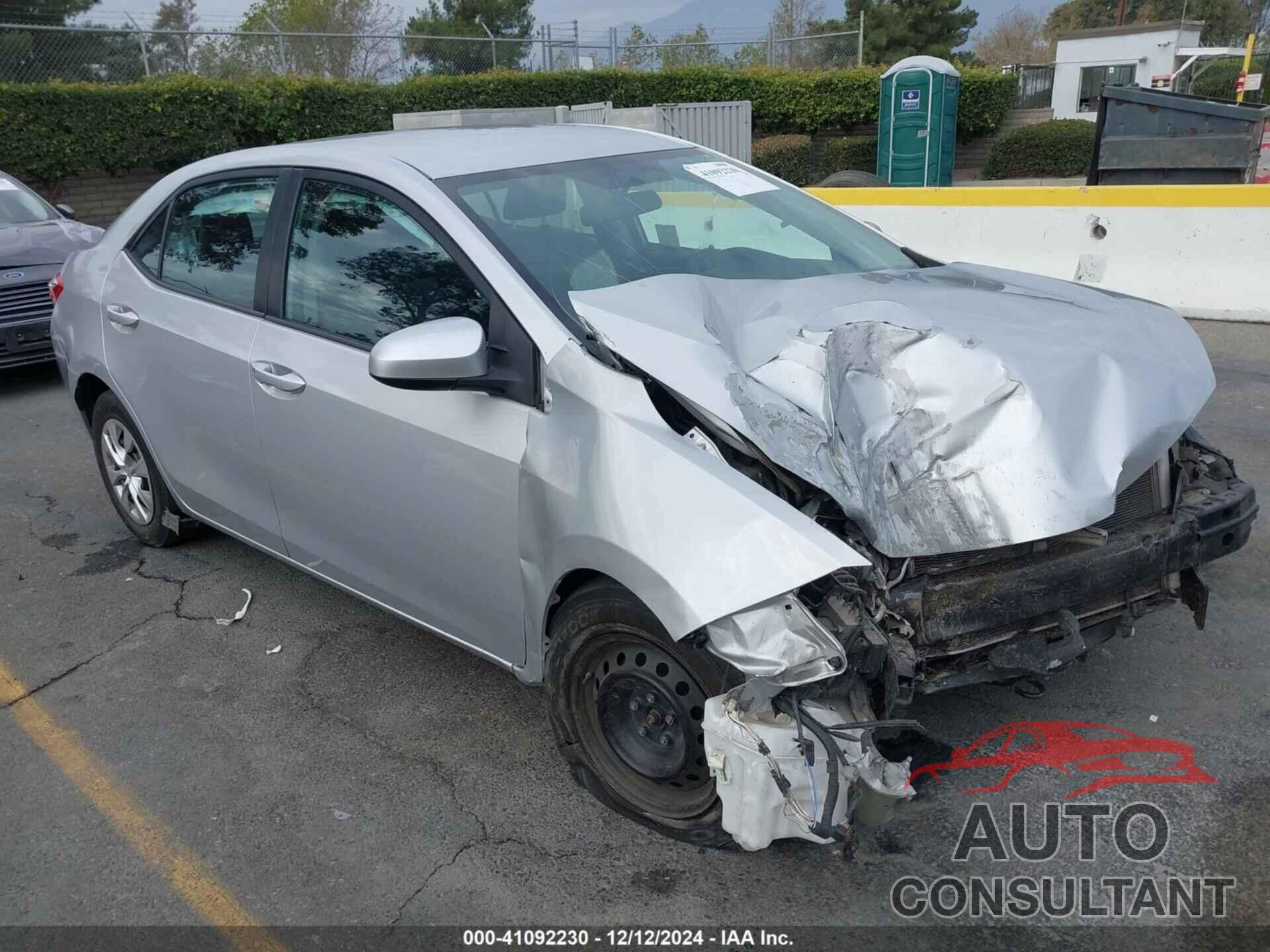 TOYOTA COROLLA 2015 - 5YFBURHE9FP313256