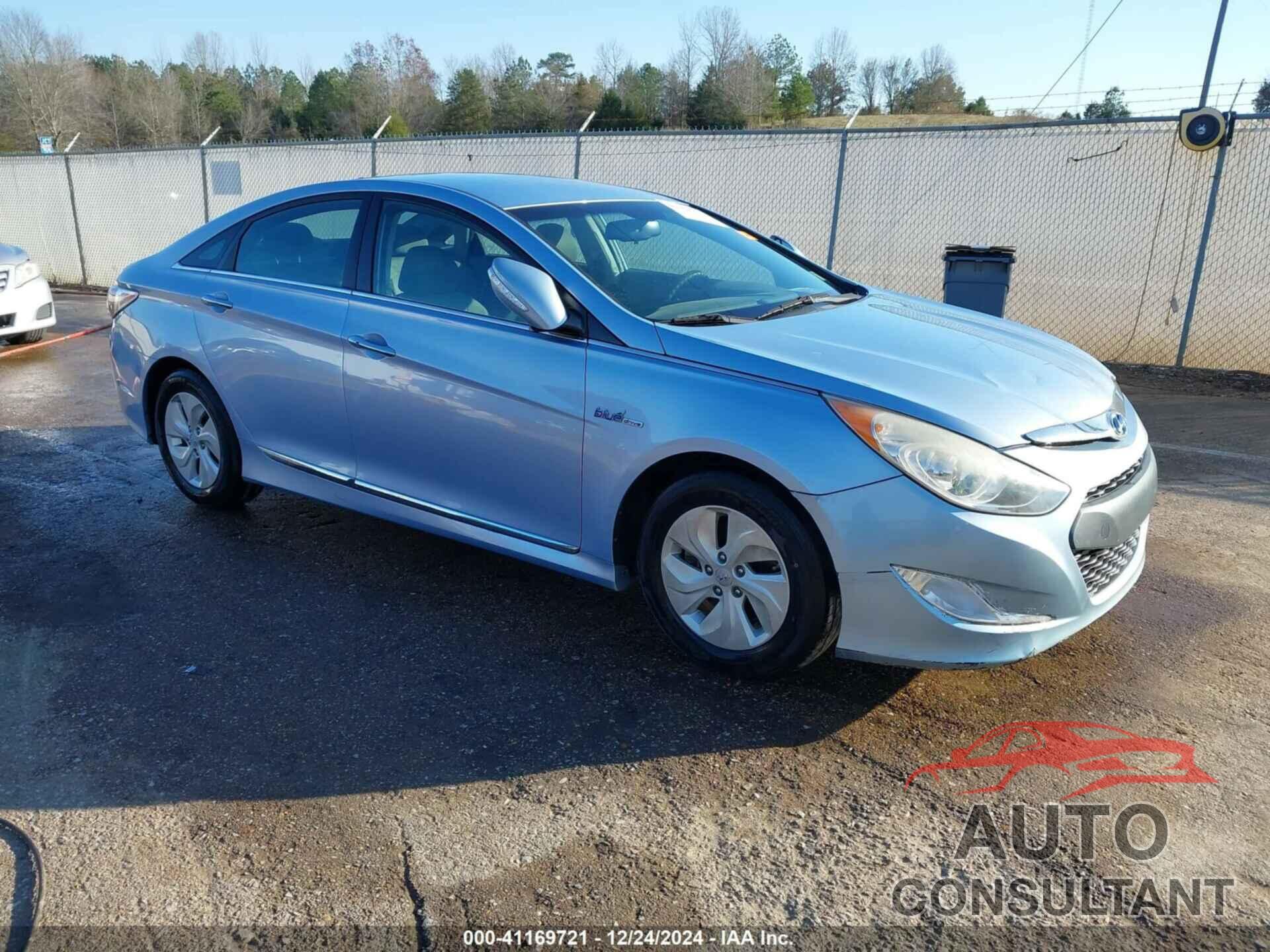 HYUNDAI SONATA HYBRID 2013 - KMHEC4A46DA087078