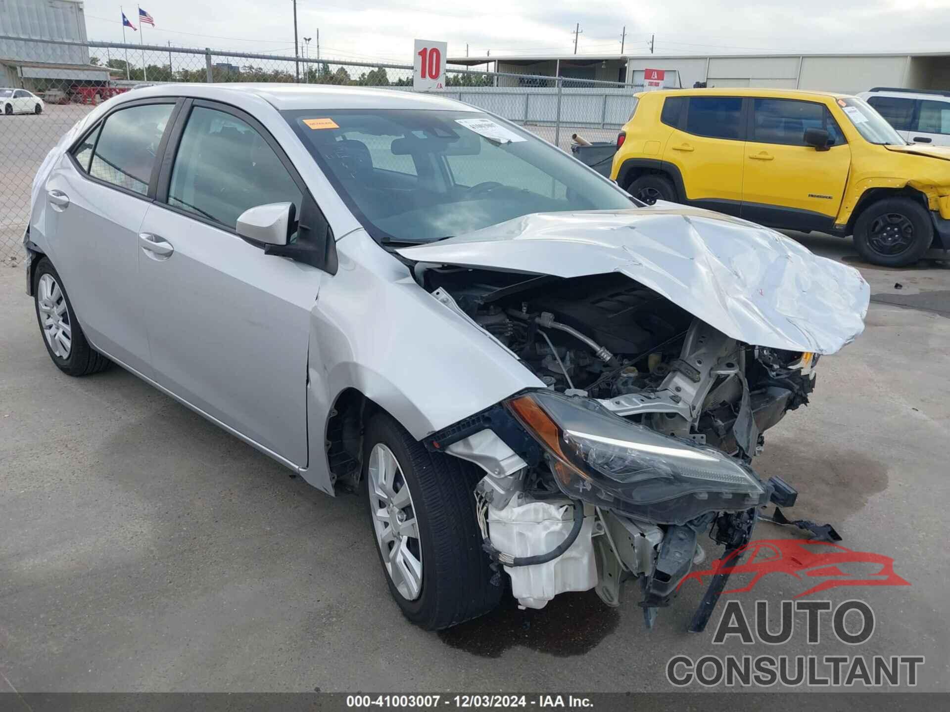 TOYOTA COROLLA 2017 - 5YFBURHE8HP678577