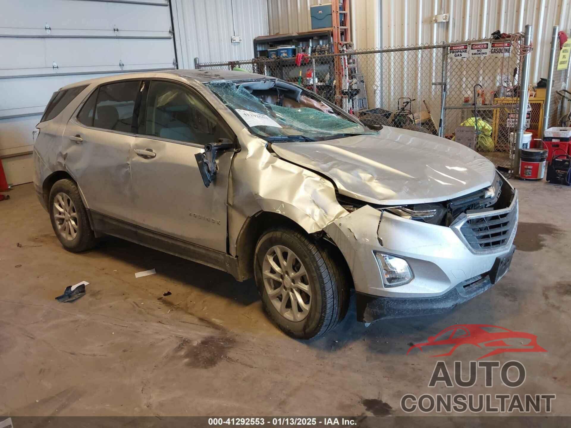 CHEVROLET EQUINOX 2020 - 3GNAXUEV6LS652153
