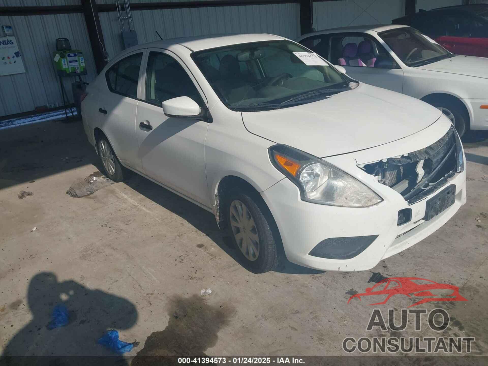 NISSAN VERSA 2017 - 3N1CN7AP7HL801481