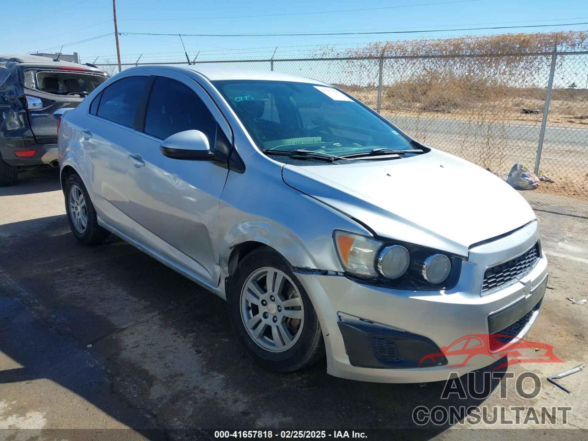 CHEVROLET SONIC 2014 - 1G1JC5SH5E4178314