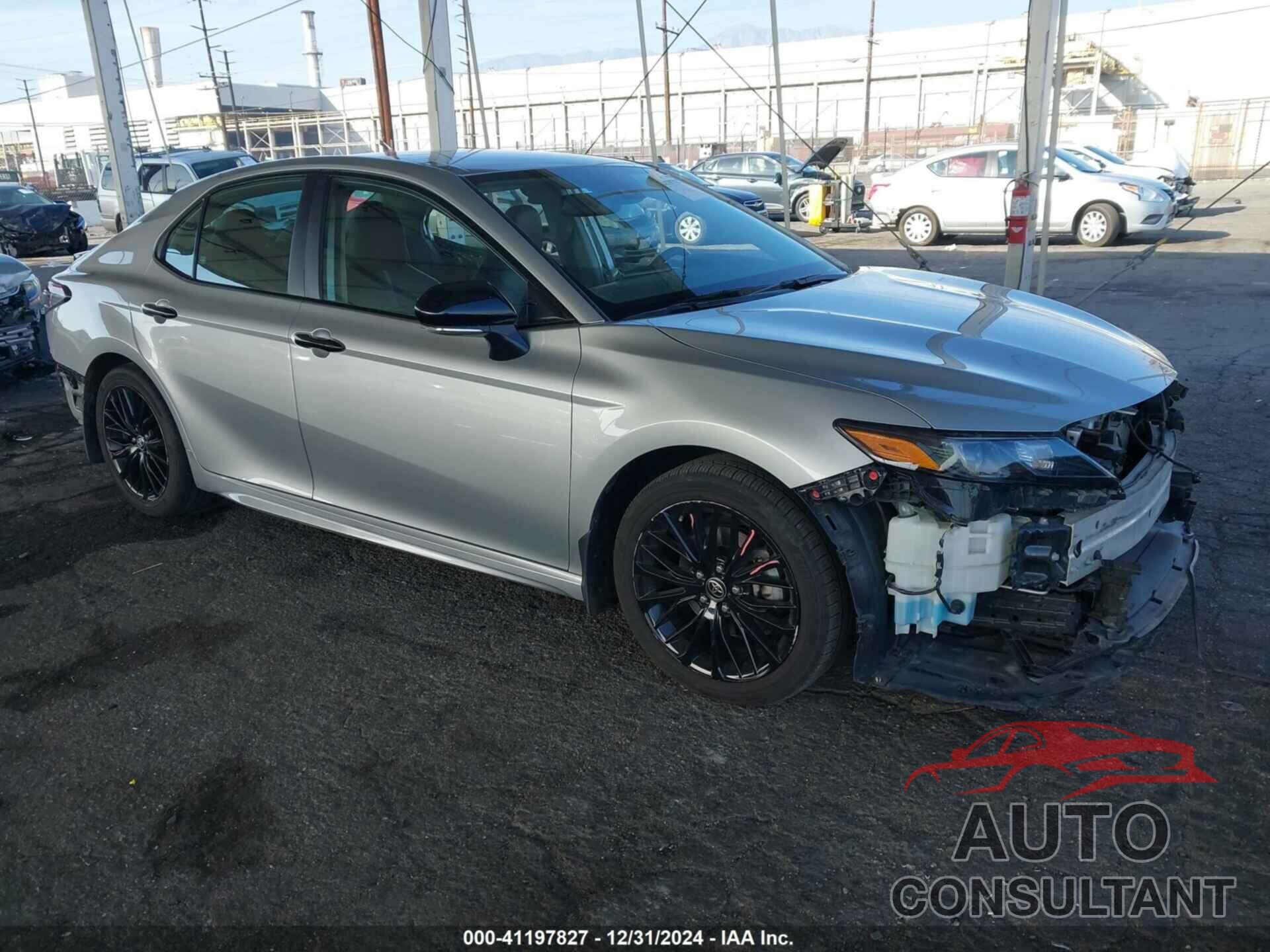 TOYOTA CAMRY 2022 - 4T1T11AK4NU023051