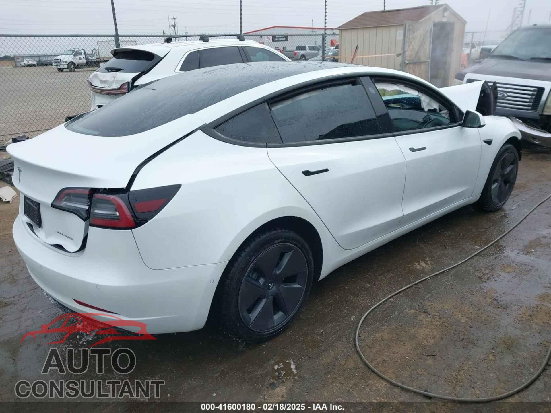 TESLA MODEL 3 2022 - 5YJ3E1EB6NF332418
