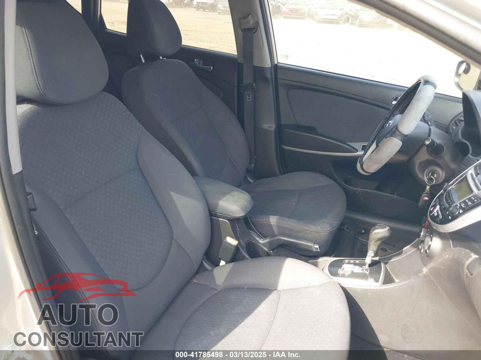 HYUNDAI ACCENT 2013 - KMHCU5AE7DU130683