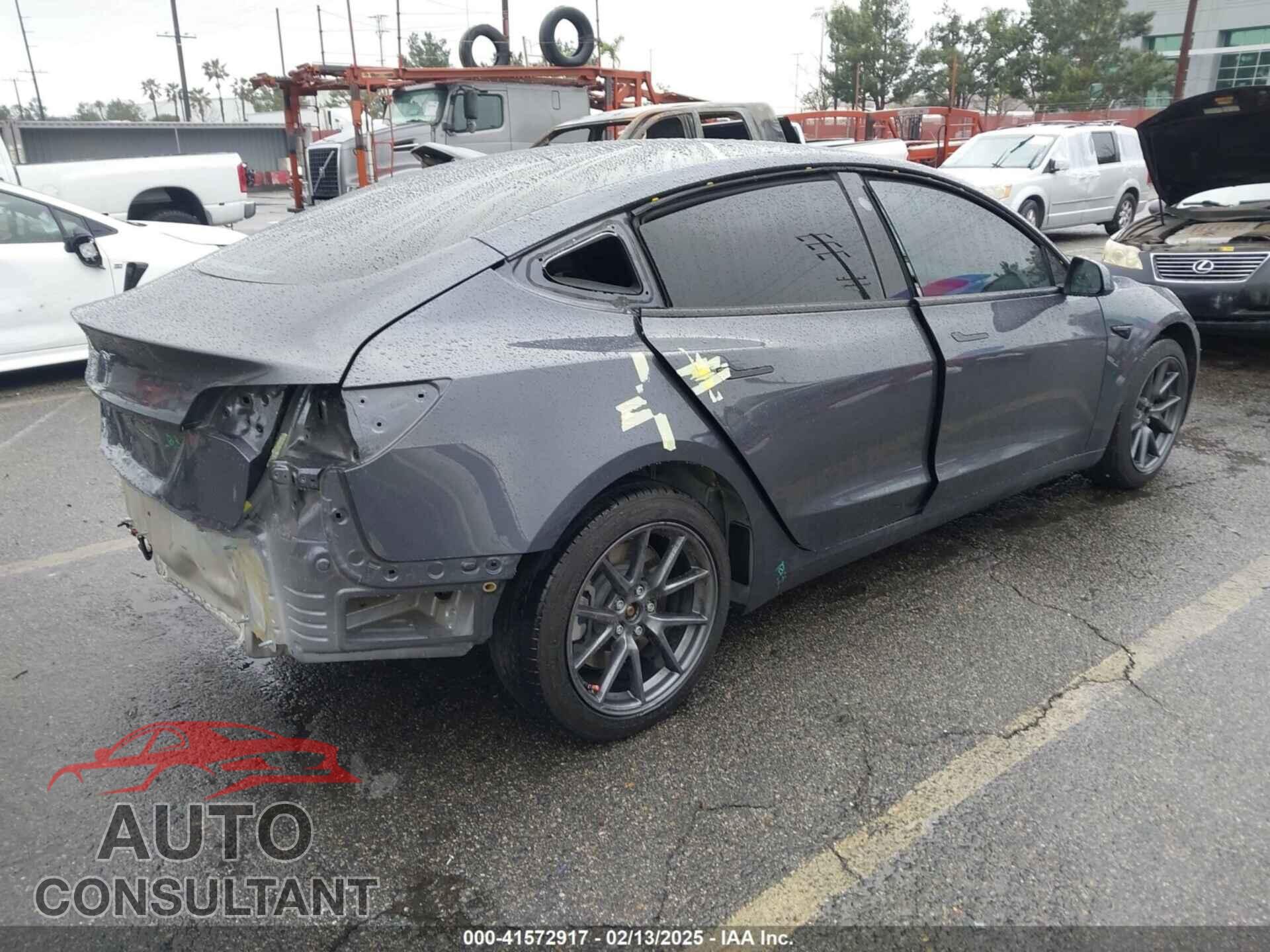 TESLA MODEL 3 2023 - 5YJ3E1EA8PF687455