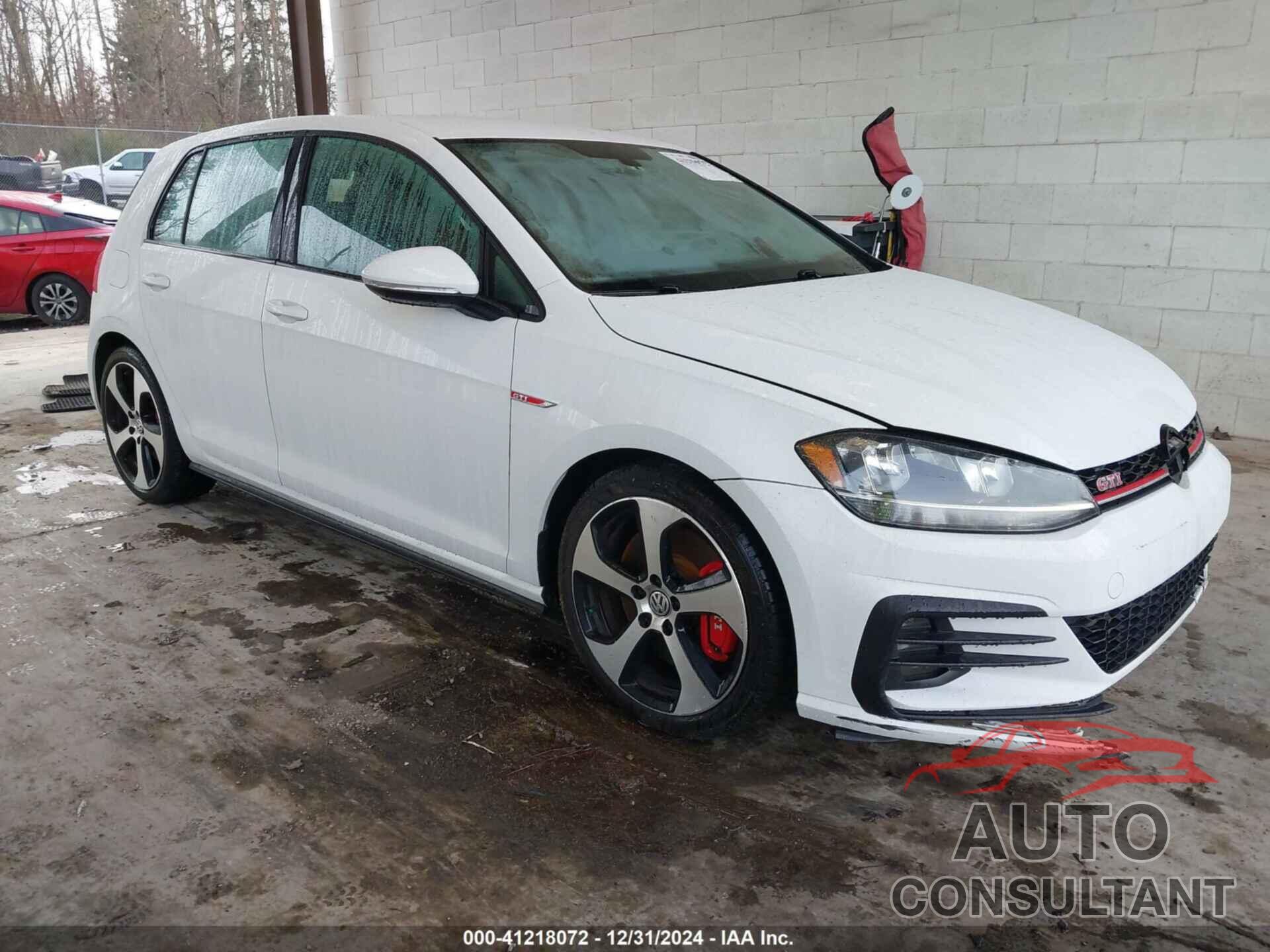 VOLKSWAGEN GOLF GTI 2019 - 3VW5T7AUXKM021572