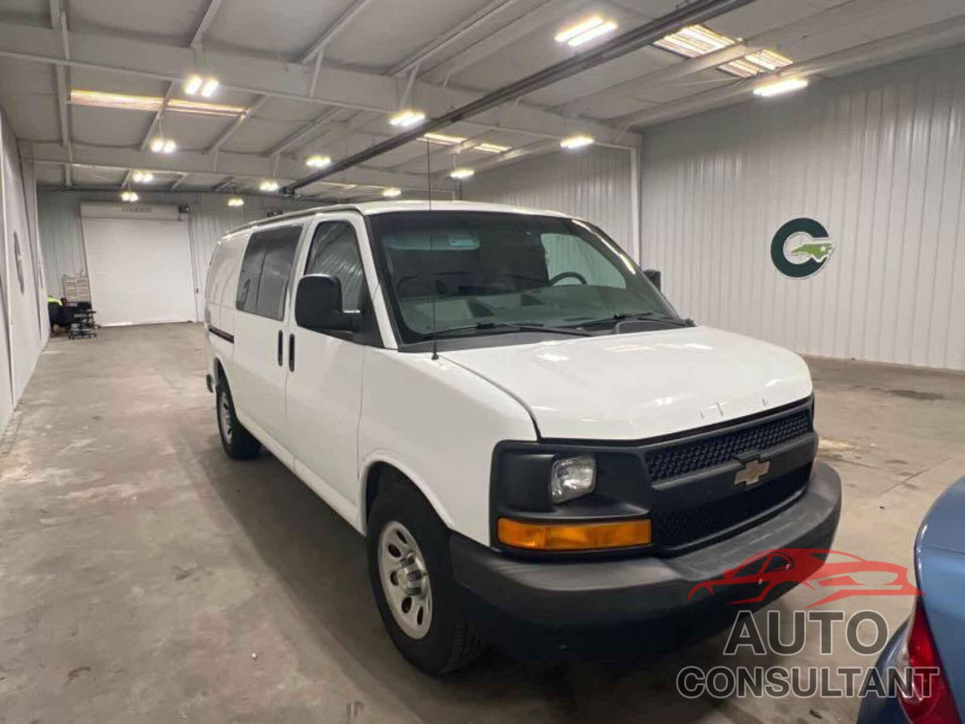 CHEVROLET EXPRESS 1500 2012 - 1GCSGAF43C1185308