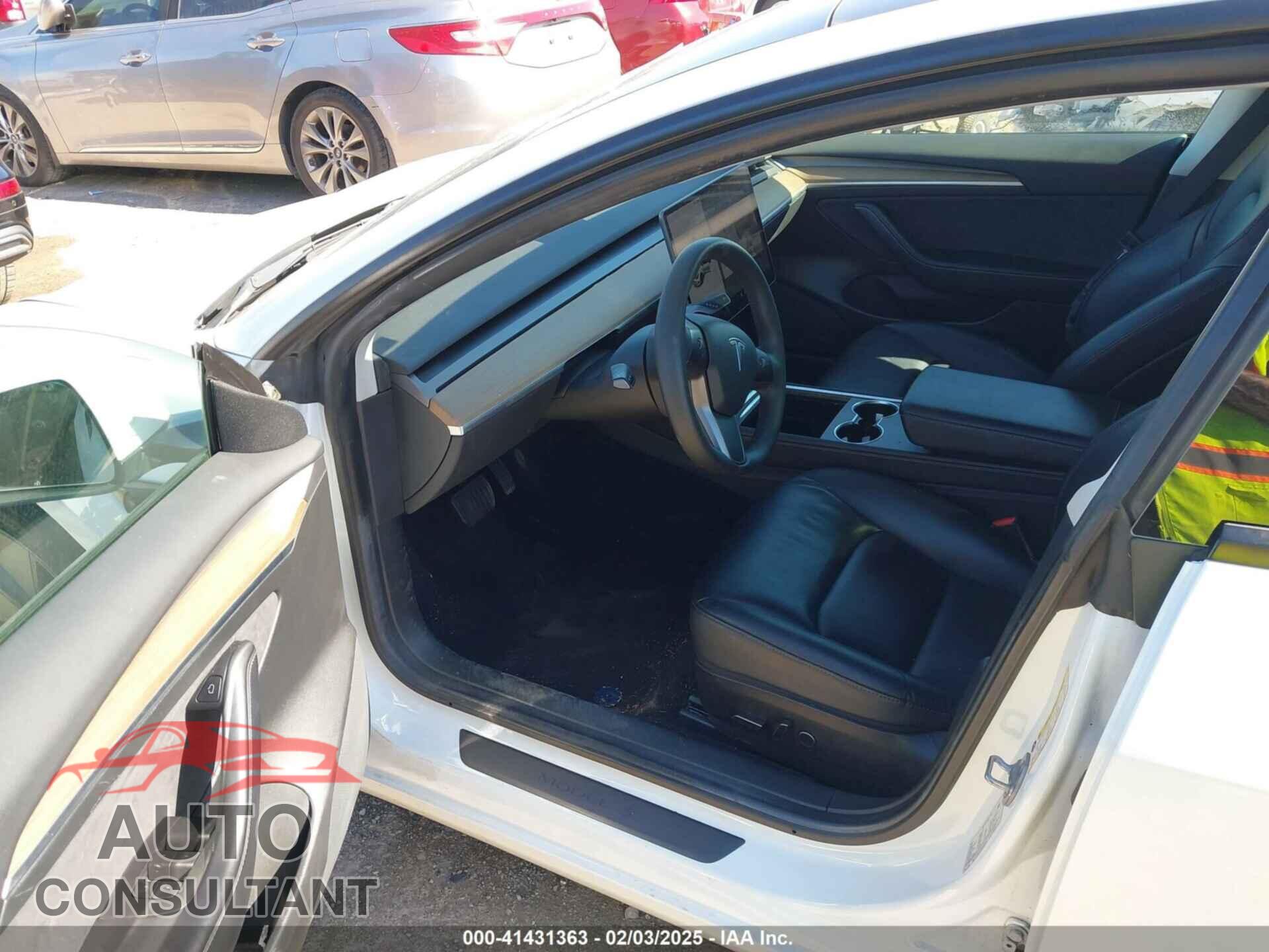TESLA MODEL 3 2021 - 5YJ3E1EA4MF053720