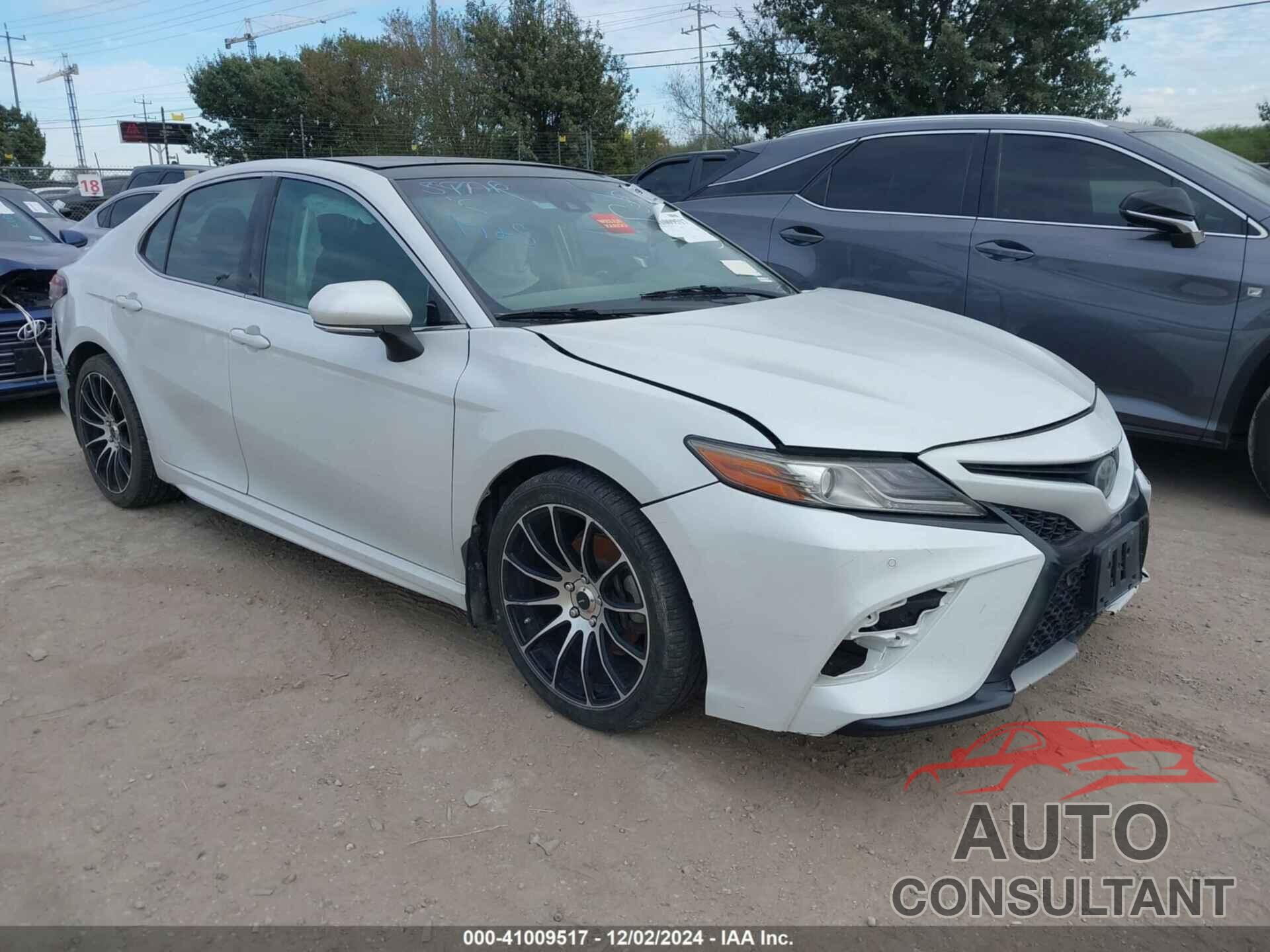 TOYOTA CAMRY 2018 - 4T1BZ1HK0JU003092