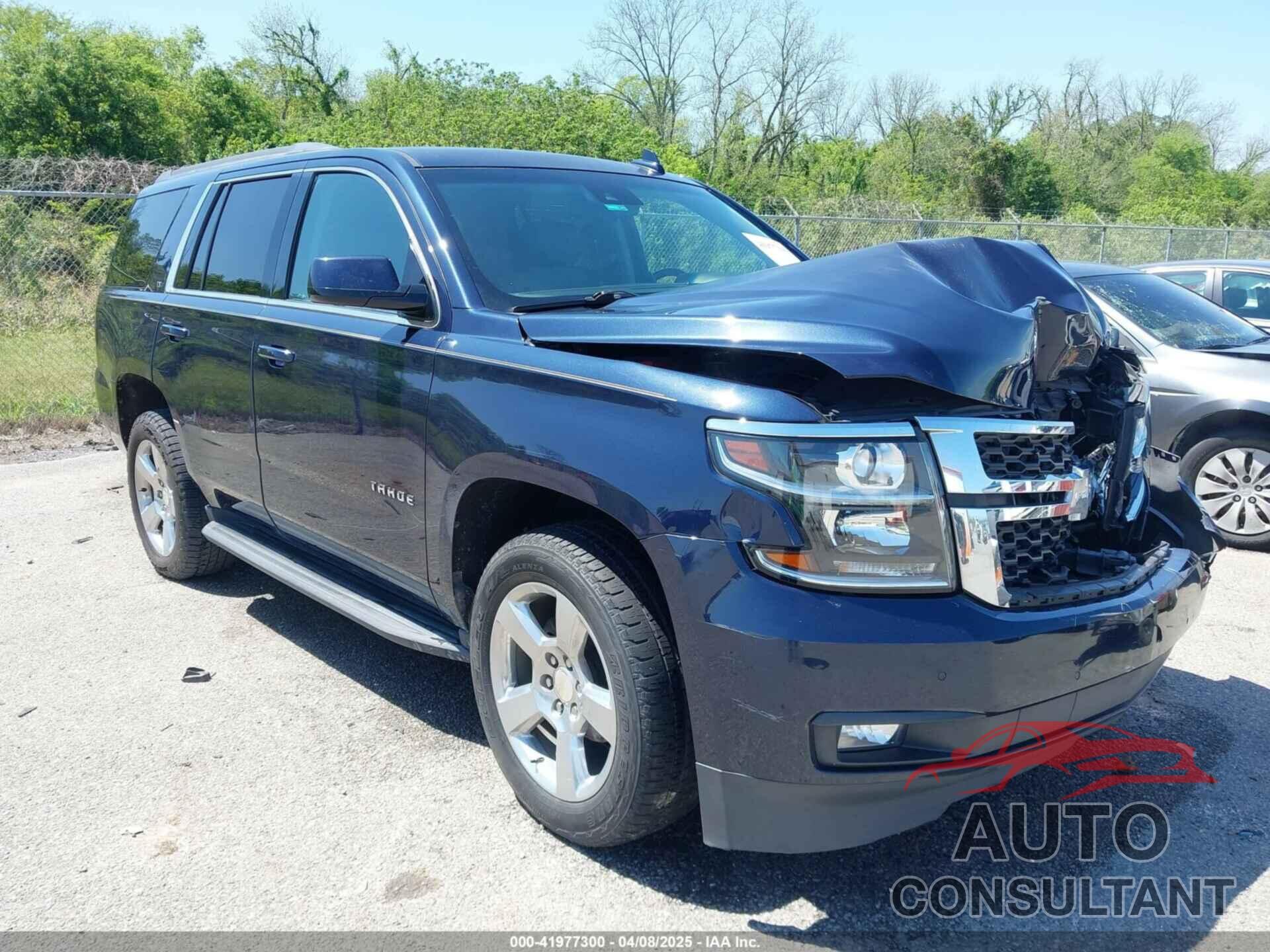 CHEVROLET TAHOE 2018 - 1GNSCBKC0JR138385