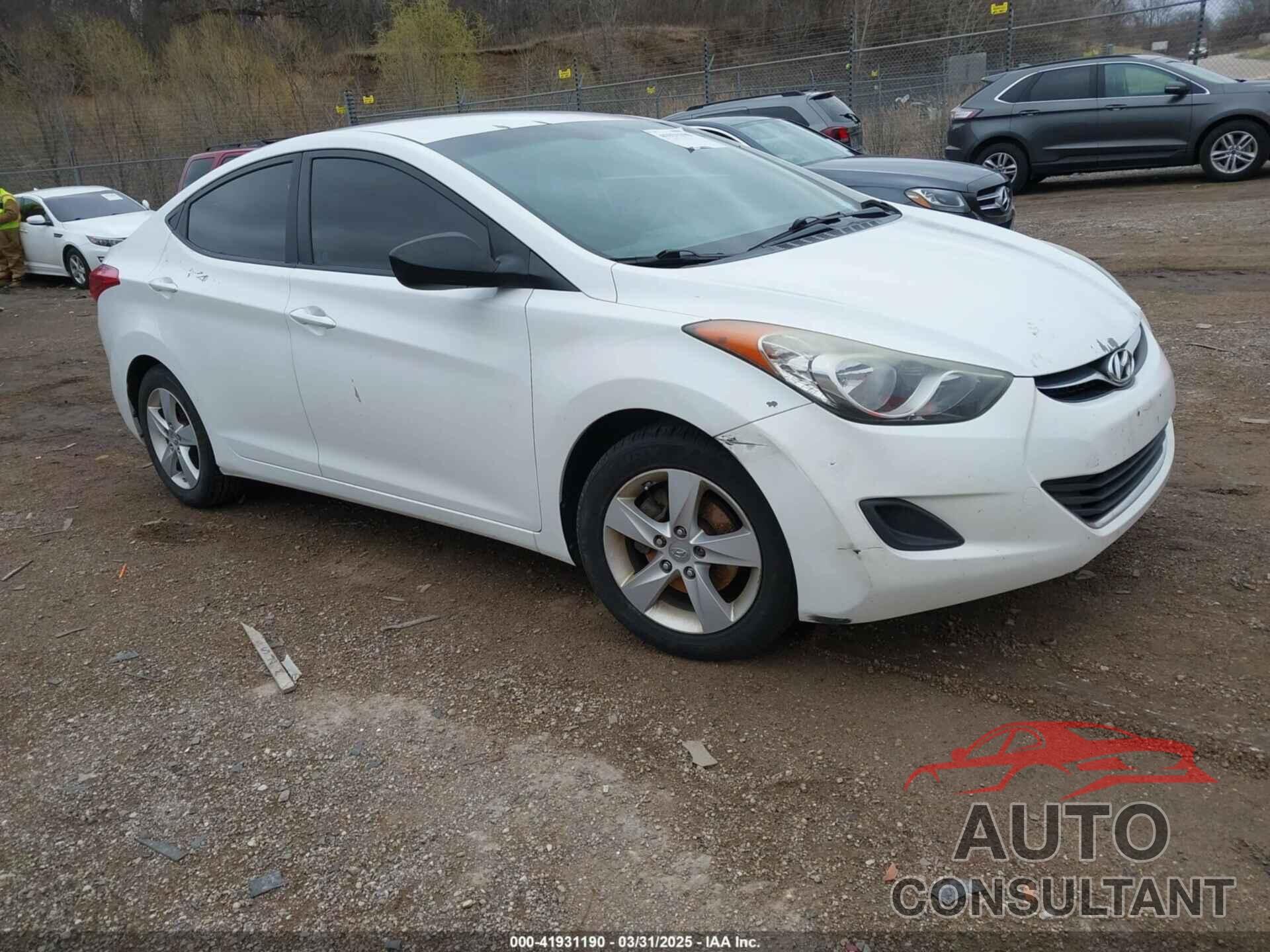 HYUNDAI ELANTRA 2012 - 5NPDH4AE6CH126222