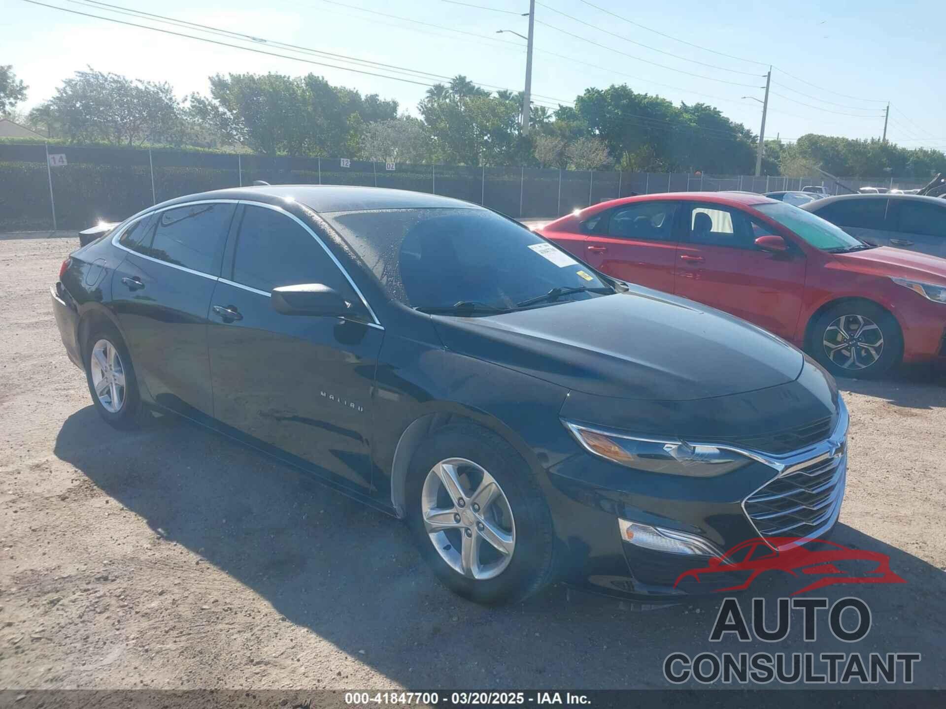 CHEVROLET MALIBU 2020 - 1G1ZB5ST3LF129219