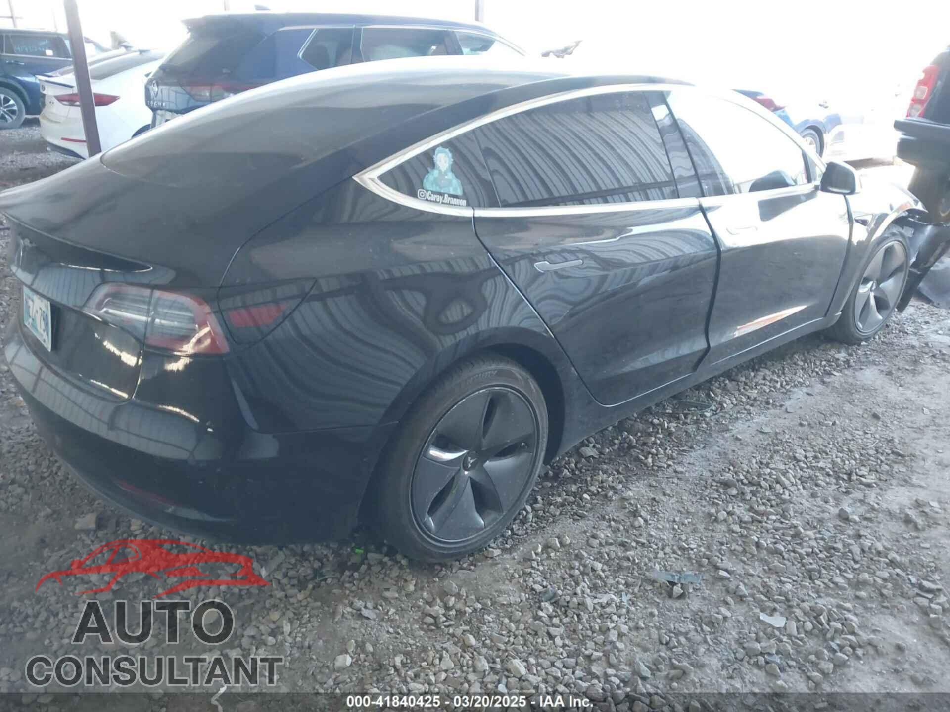 TESLA MODEL 3 2019 - 5YJ3E1EA4KF399151