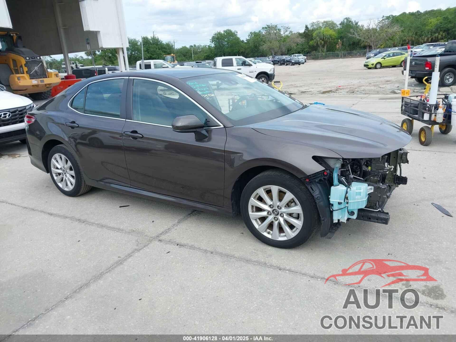 TOYOTA CAMRY 2019 - 4T1B11HKXKU818442