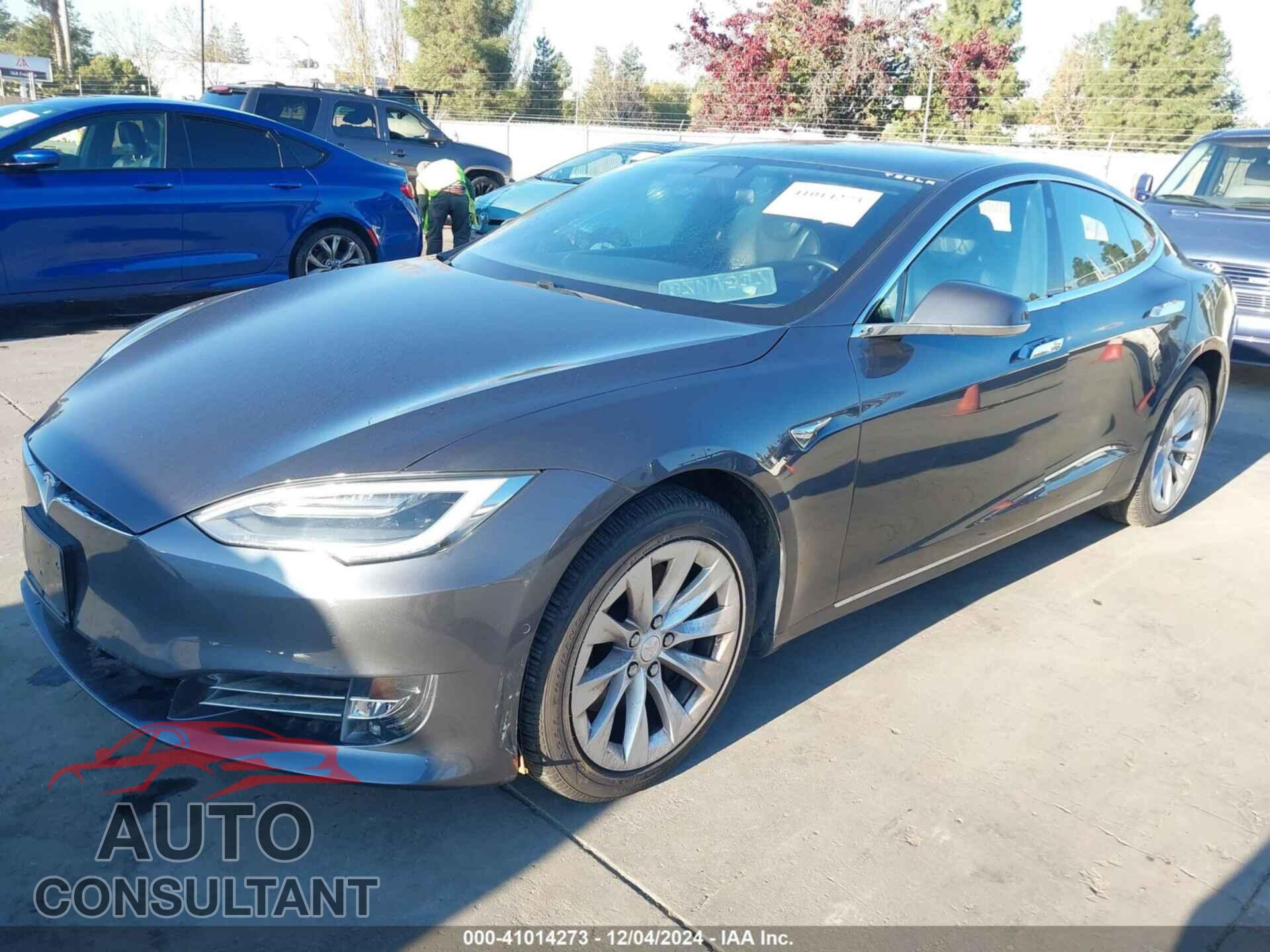 TESLA MODEL S 2019 - 5YJSA1E21KF333205