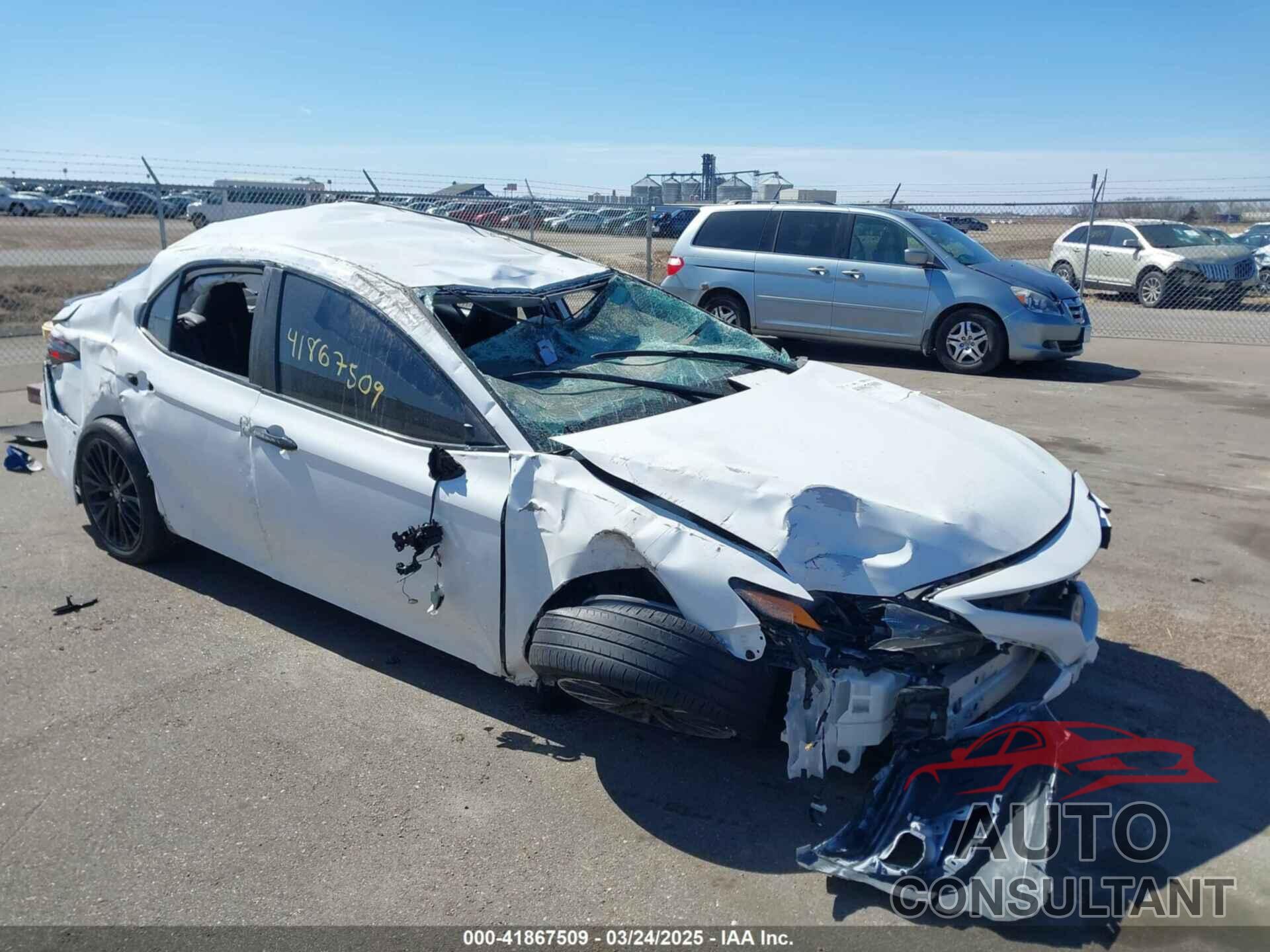 TOYOTA CAMRY 2022 - 4T1T31AK8NU033219