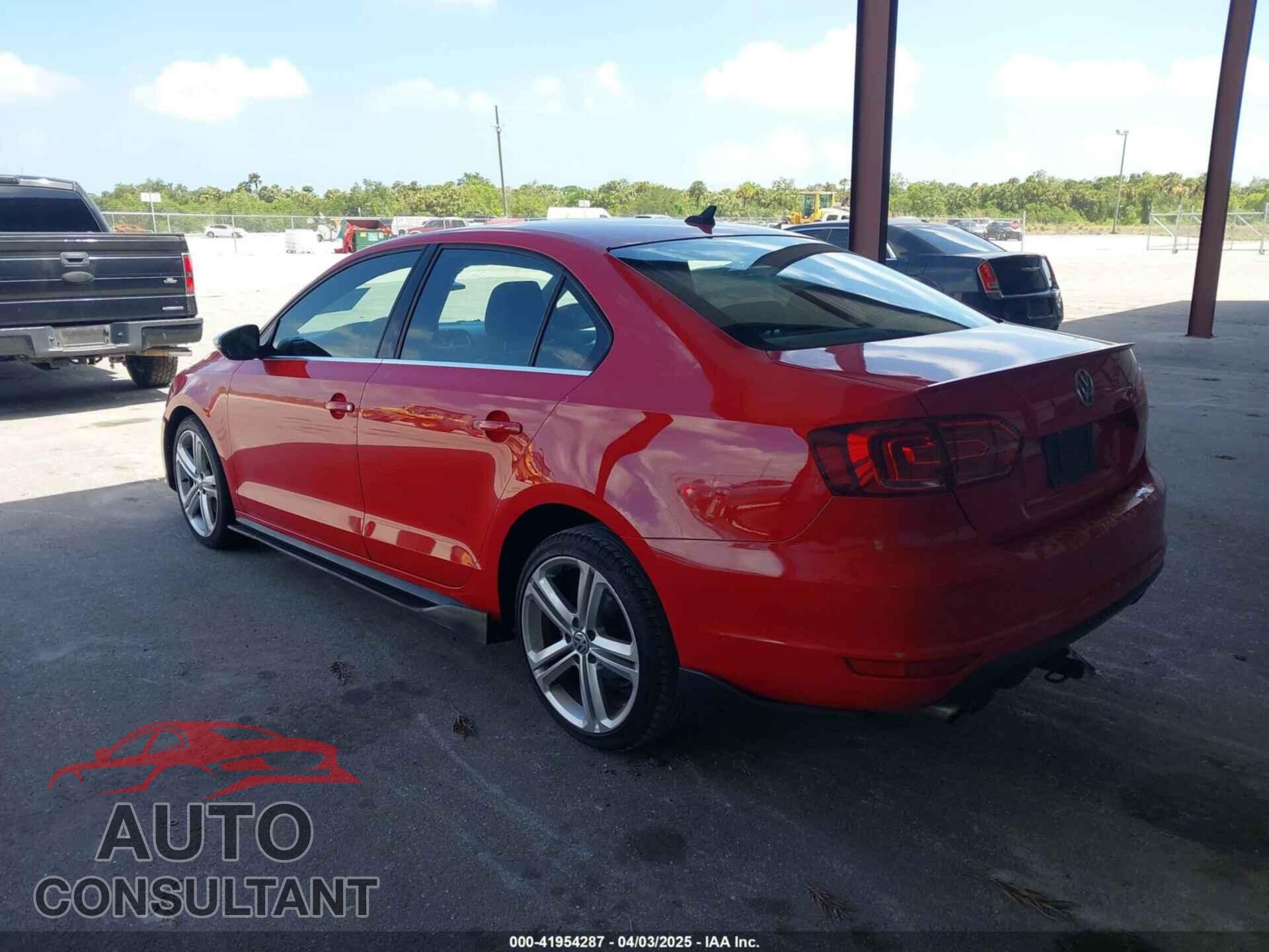 VOLKSWAGEN JETTA 2014 - 3VW4S7AJ7EM354014