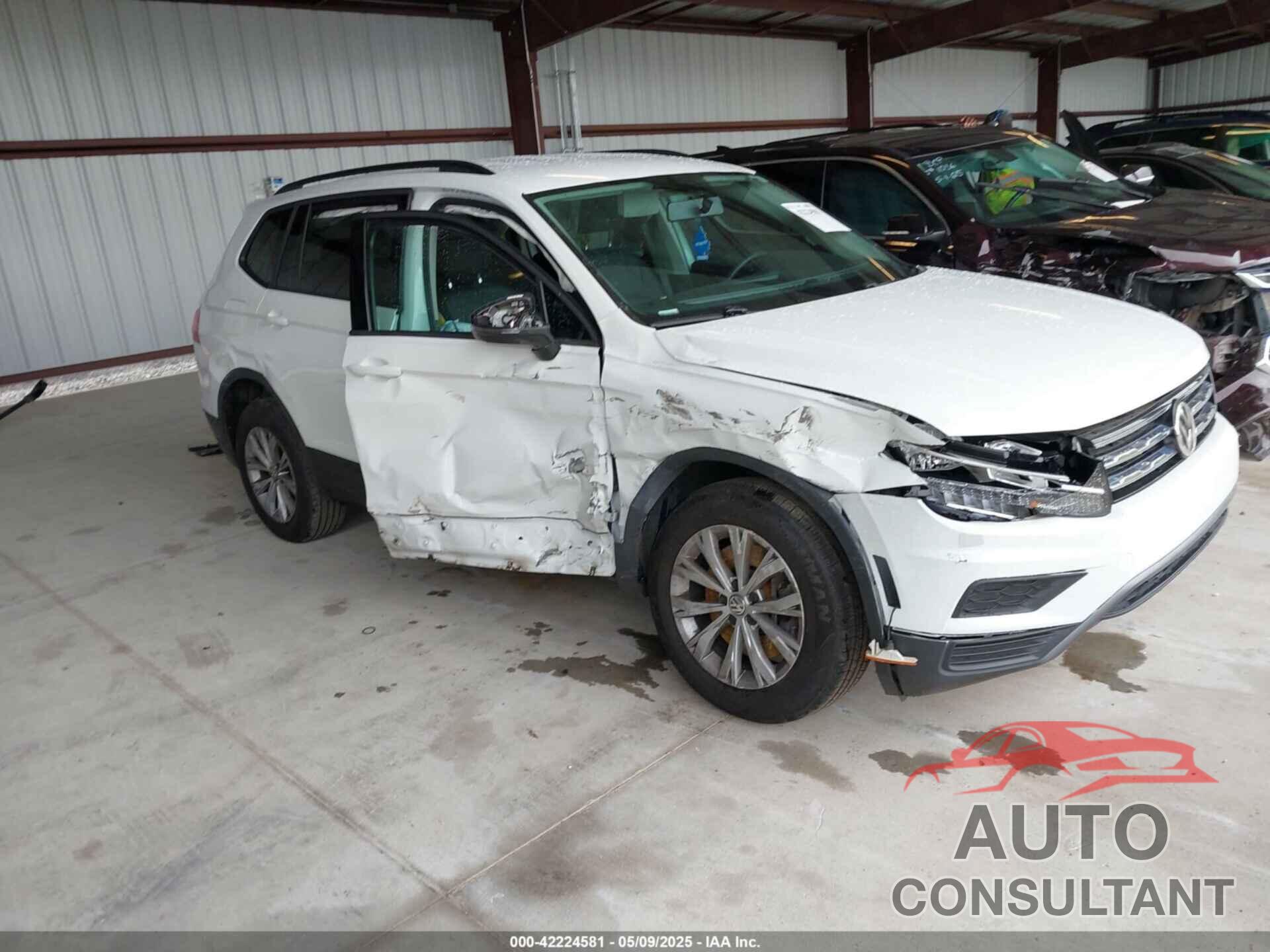 VOLKSWAGEN TIGUAN 2020 - 3VV1B7AX1LM110352