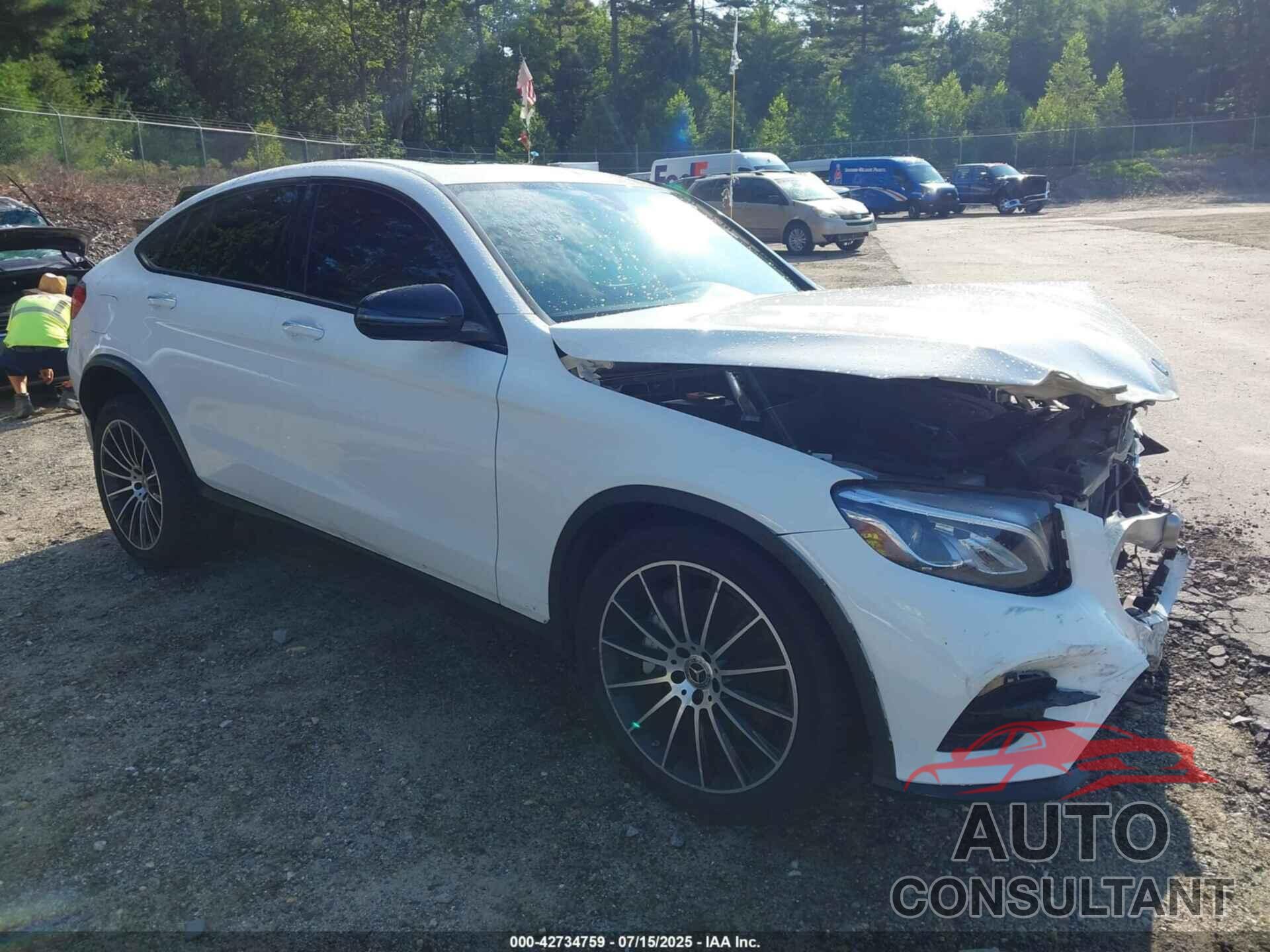 MERCEDES-BENZ GLC COUPE 2017 - WDC0J4KB5HF258827