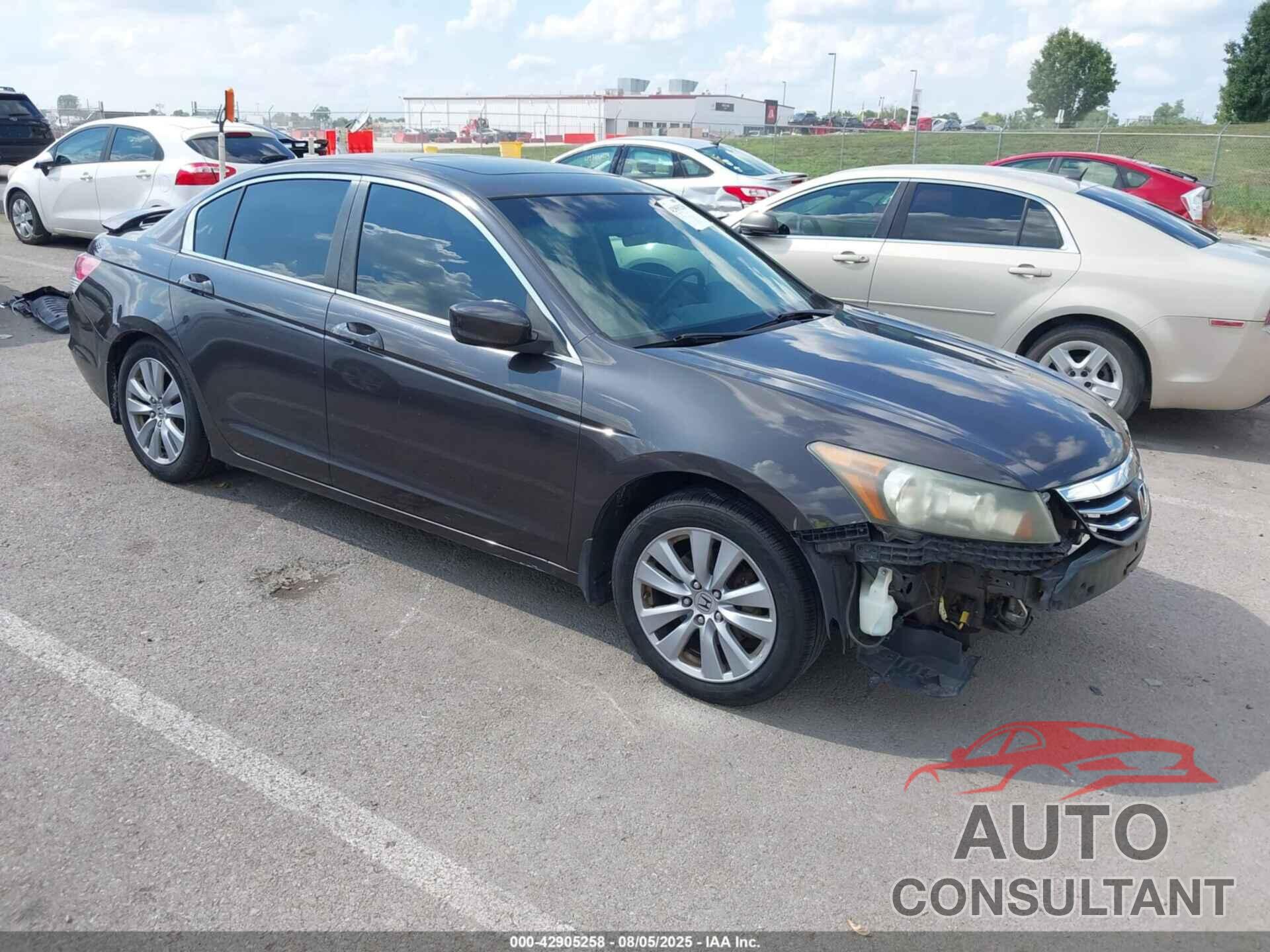HONDA ACCORD 2011 - 1HGCP2F82BA061575