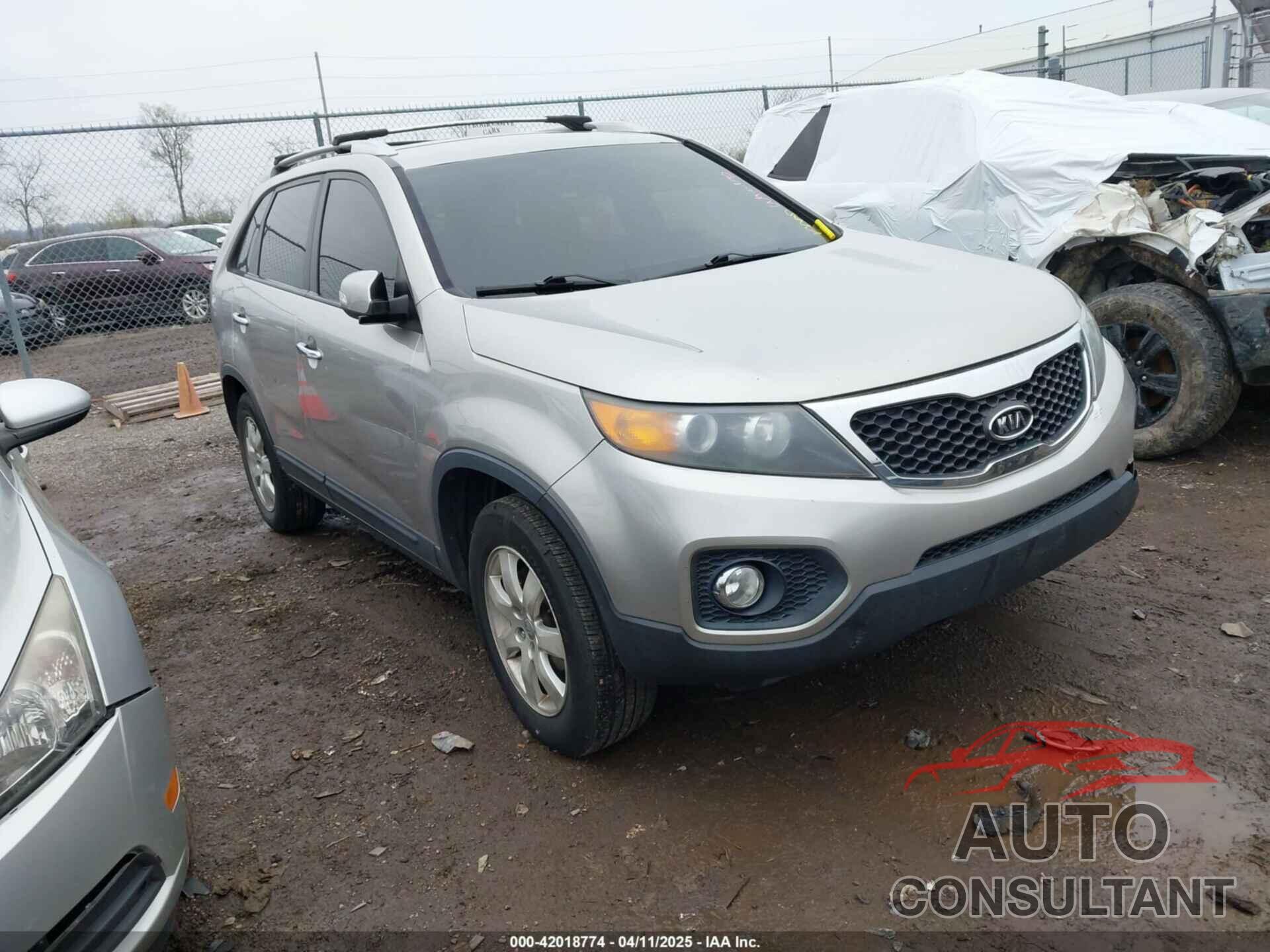 KIA SORENTO 2013 - 5XYKT4A64DG353884